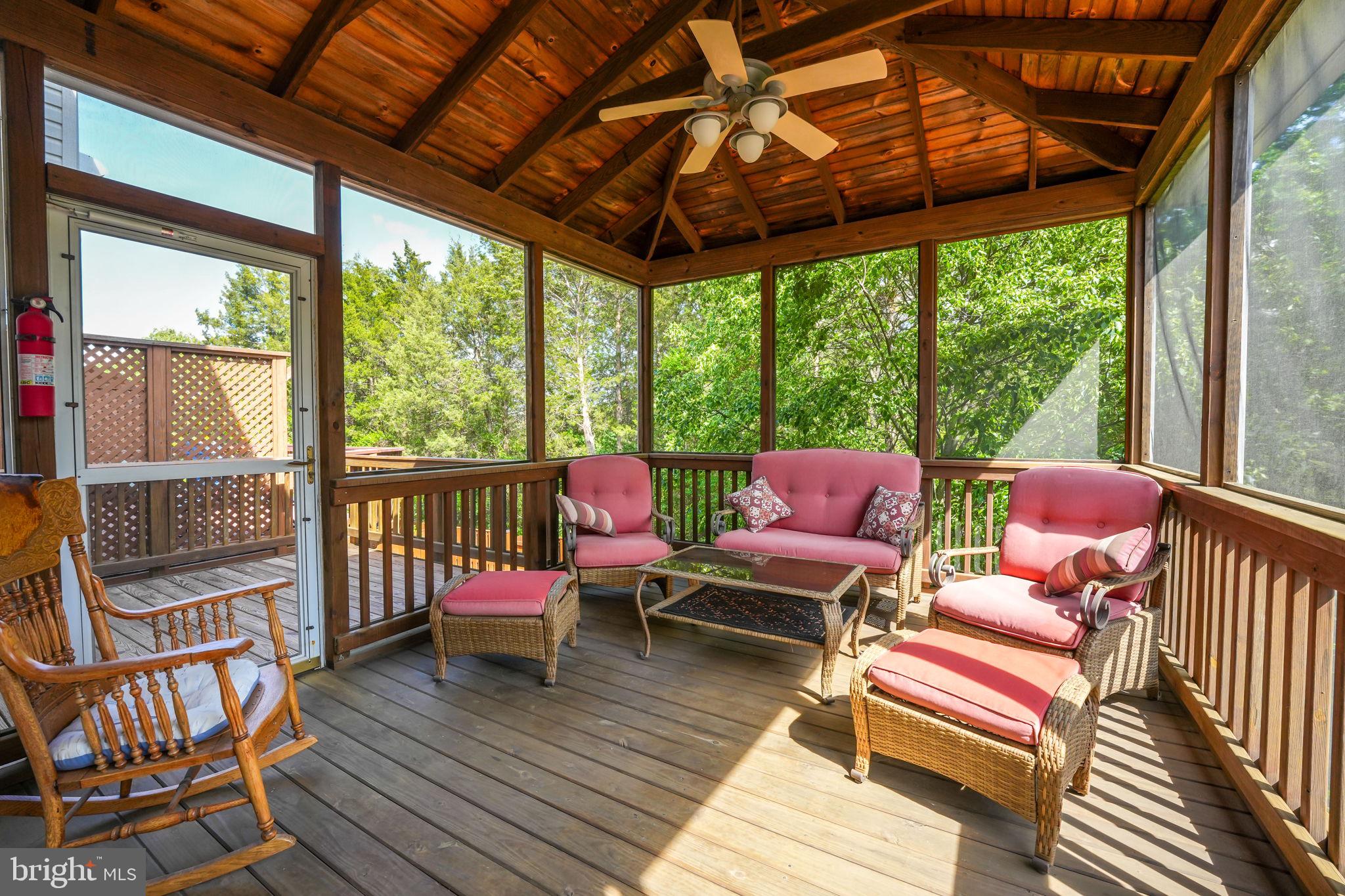 COLONNADE AT DULLES - Residential