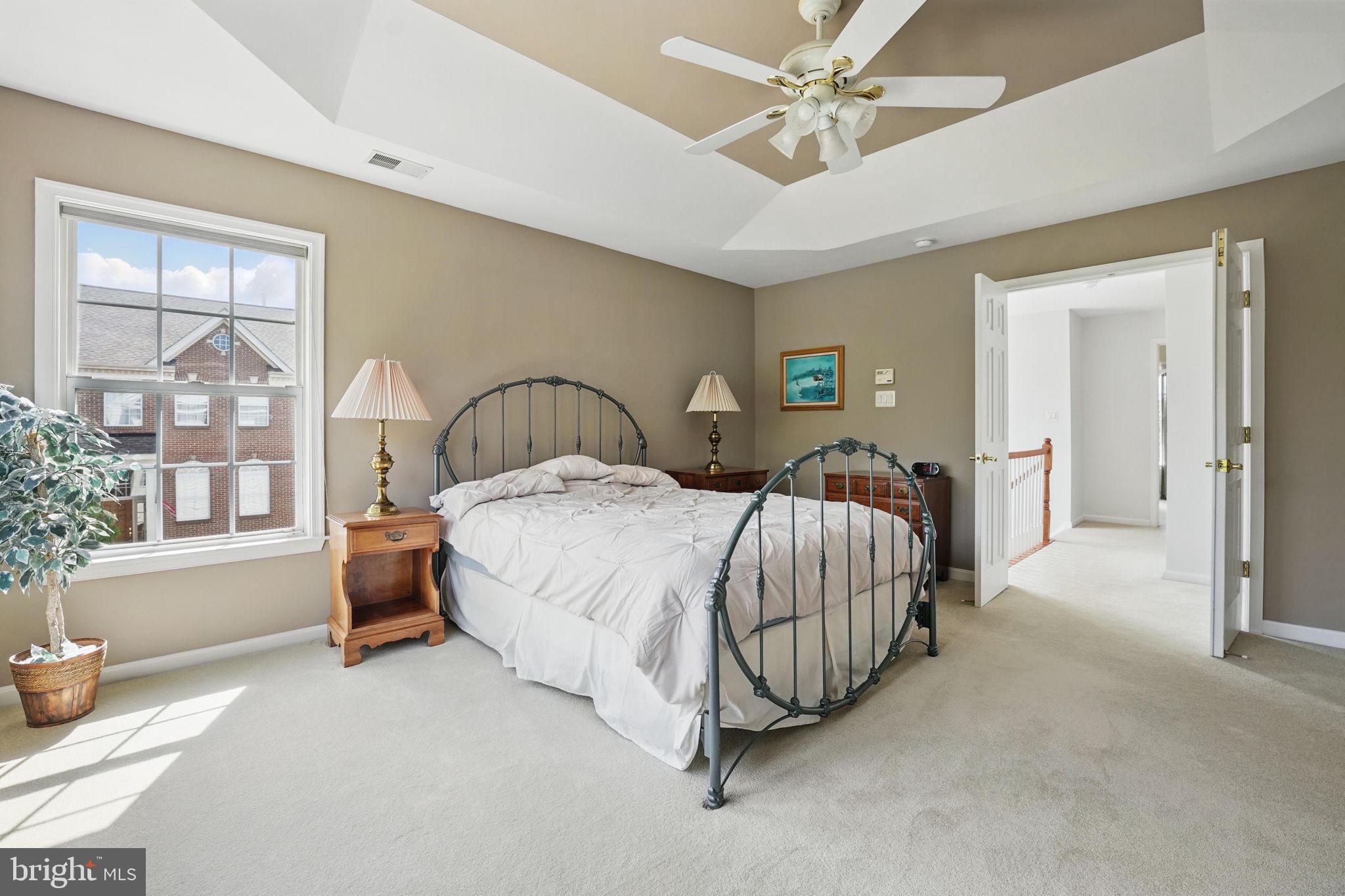 COLONNADE AT DULLES - Residential