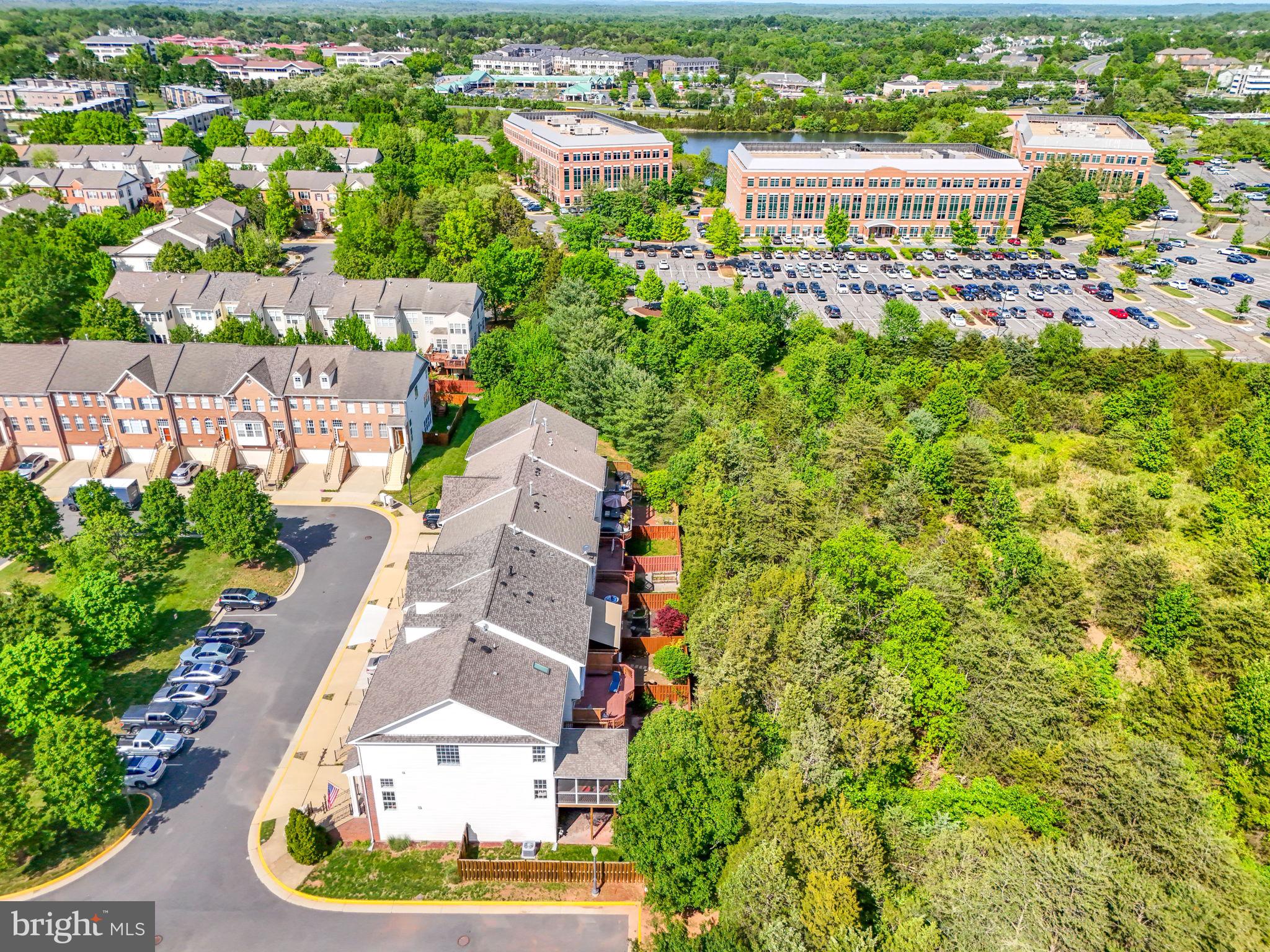 COLONNADE AT DULLES - Residential