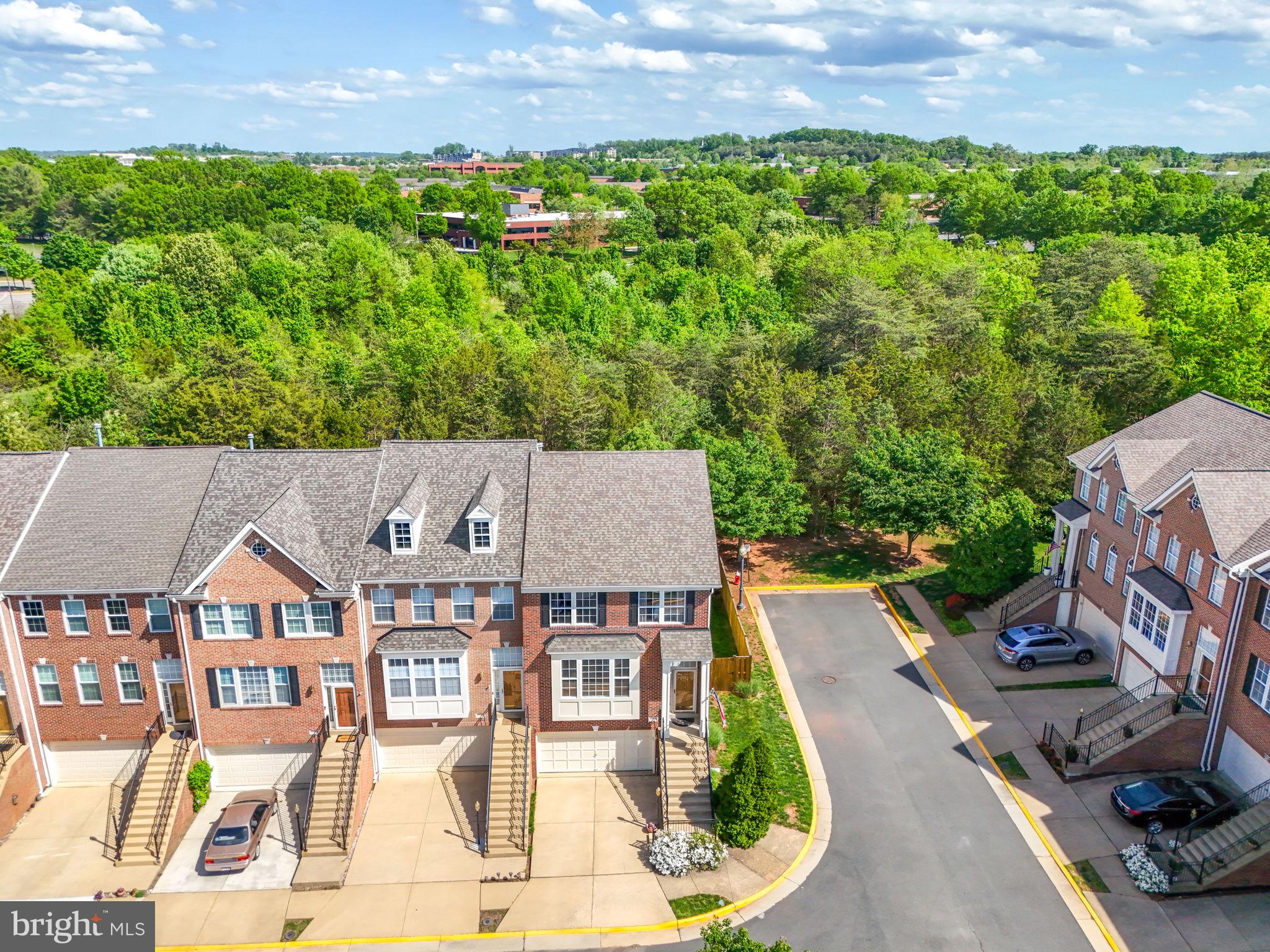 COLONNADE AT DULLES - Residential