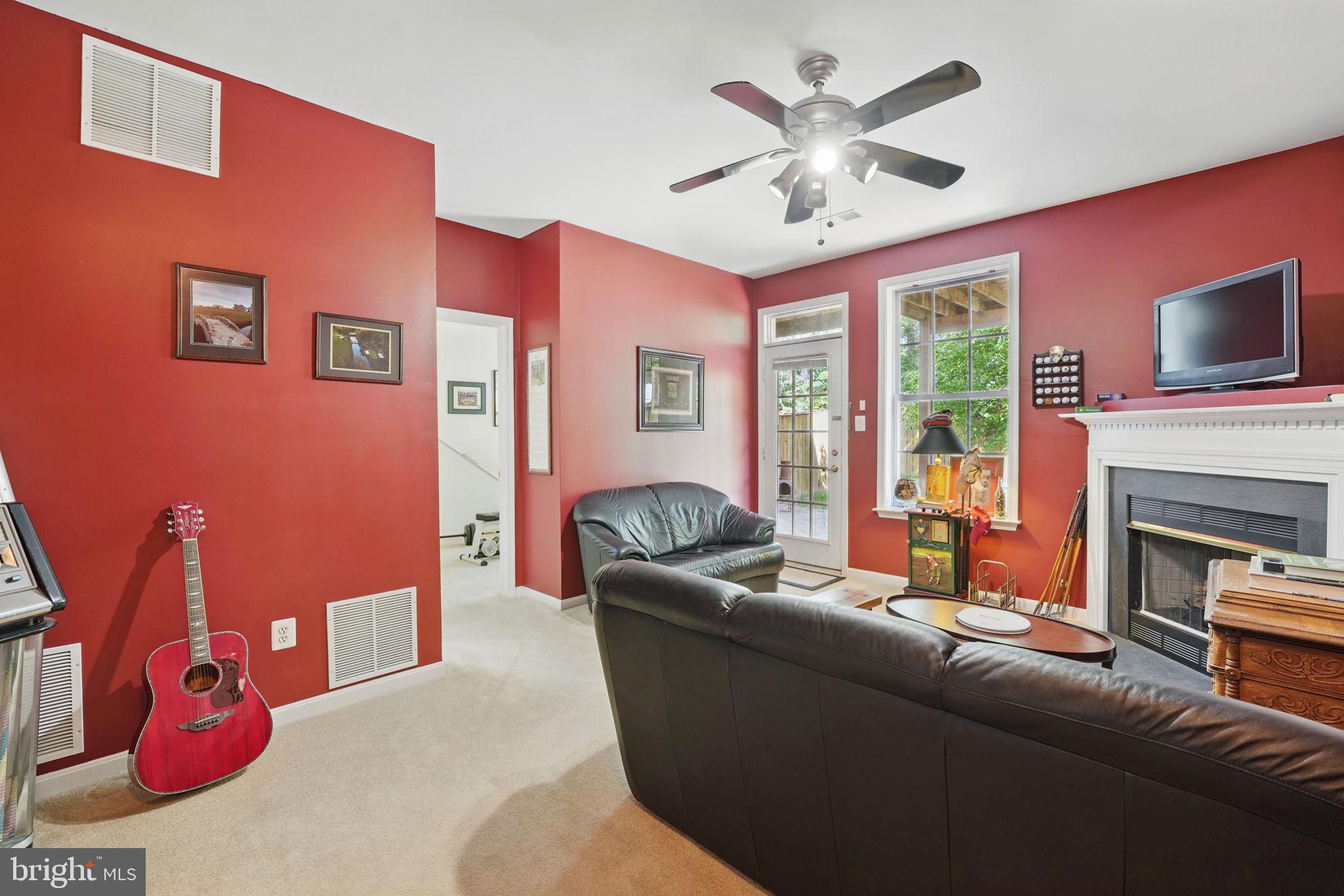 COLONNADE AT DULLES - Residential