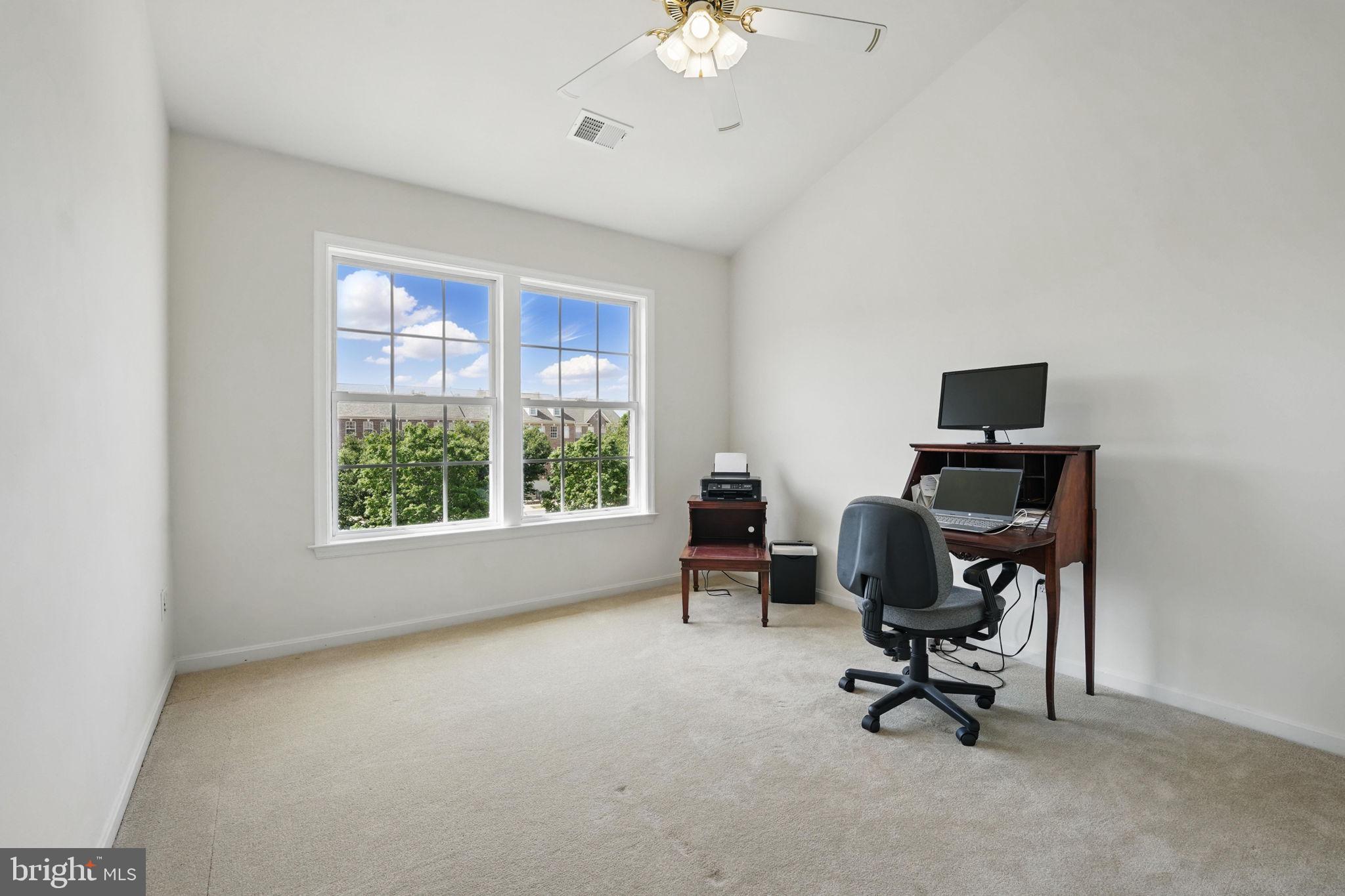 COLONNADE AT DULLES - Residential