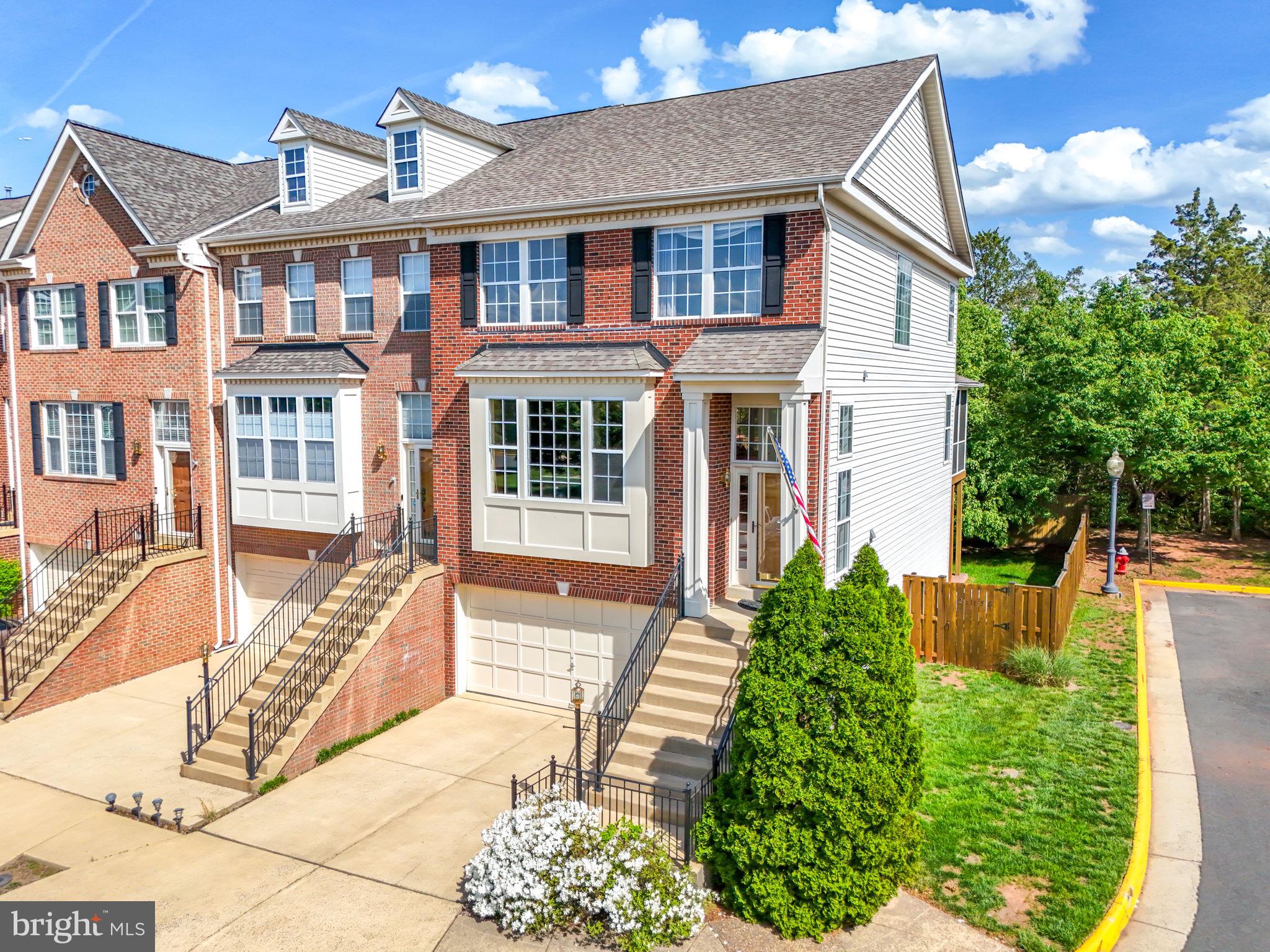 COLONNADE AT DULLES - Residential