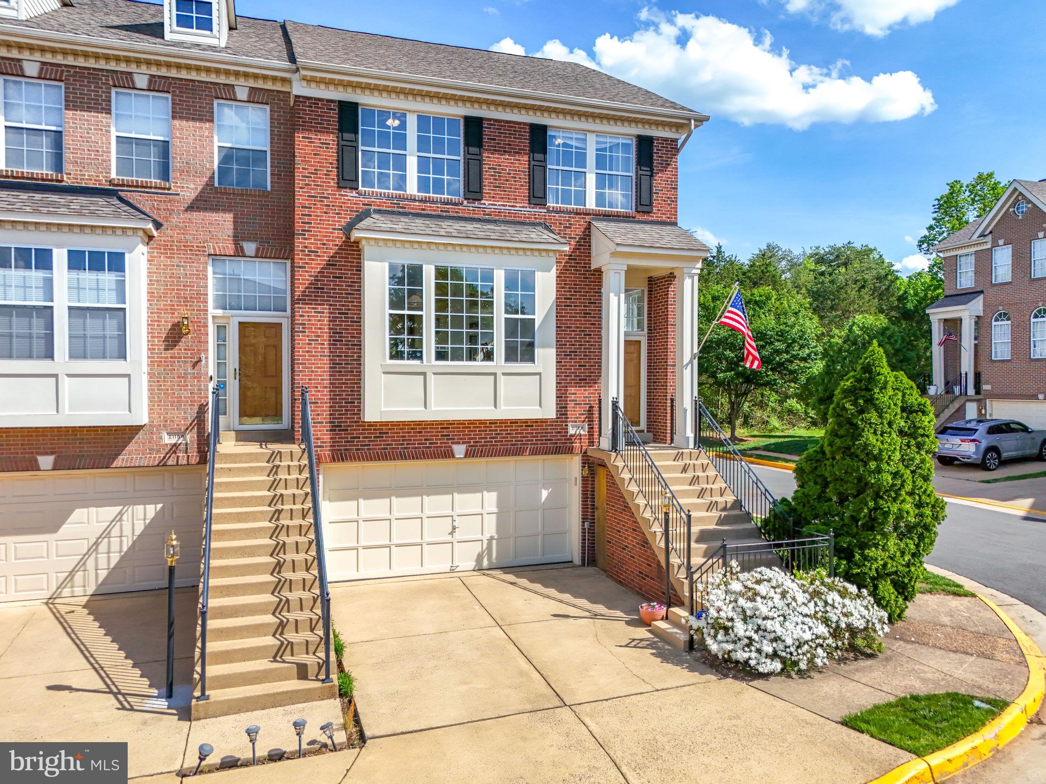 COLONNADE AT DULLES - Residential