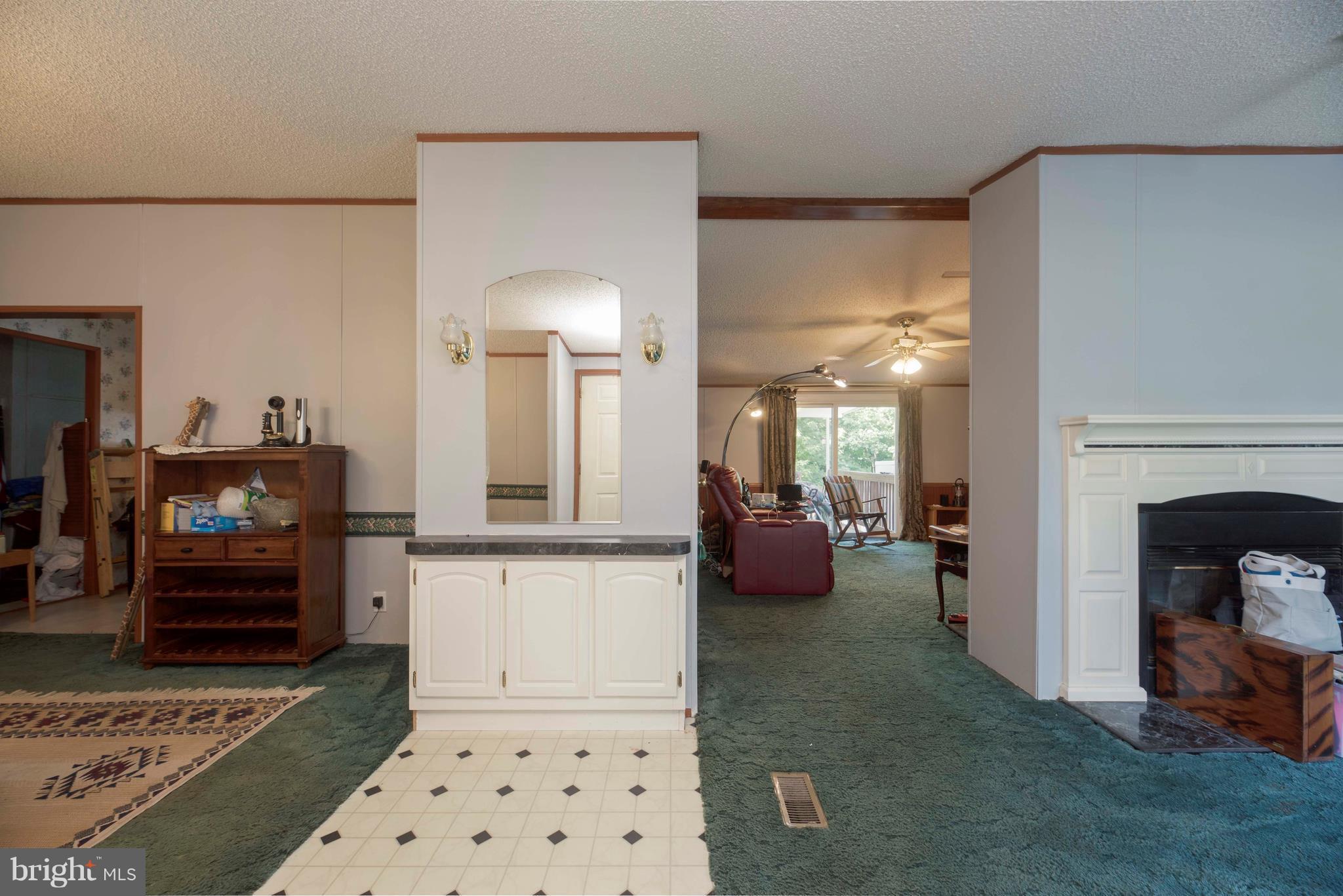 WOODFORD - Residential