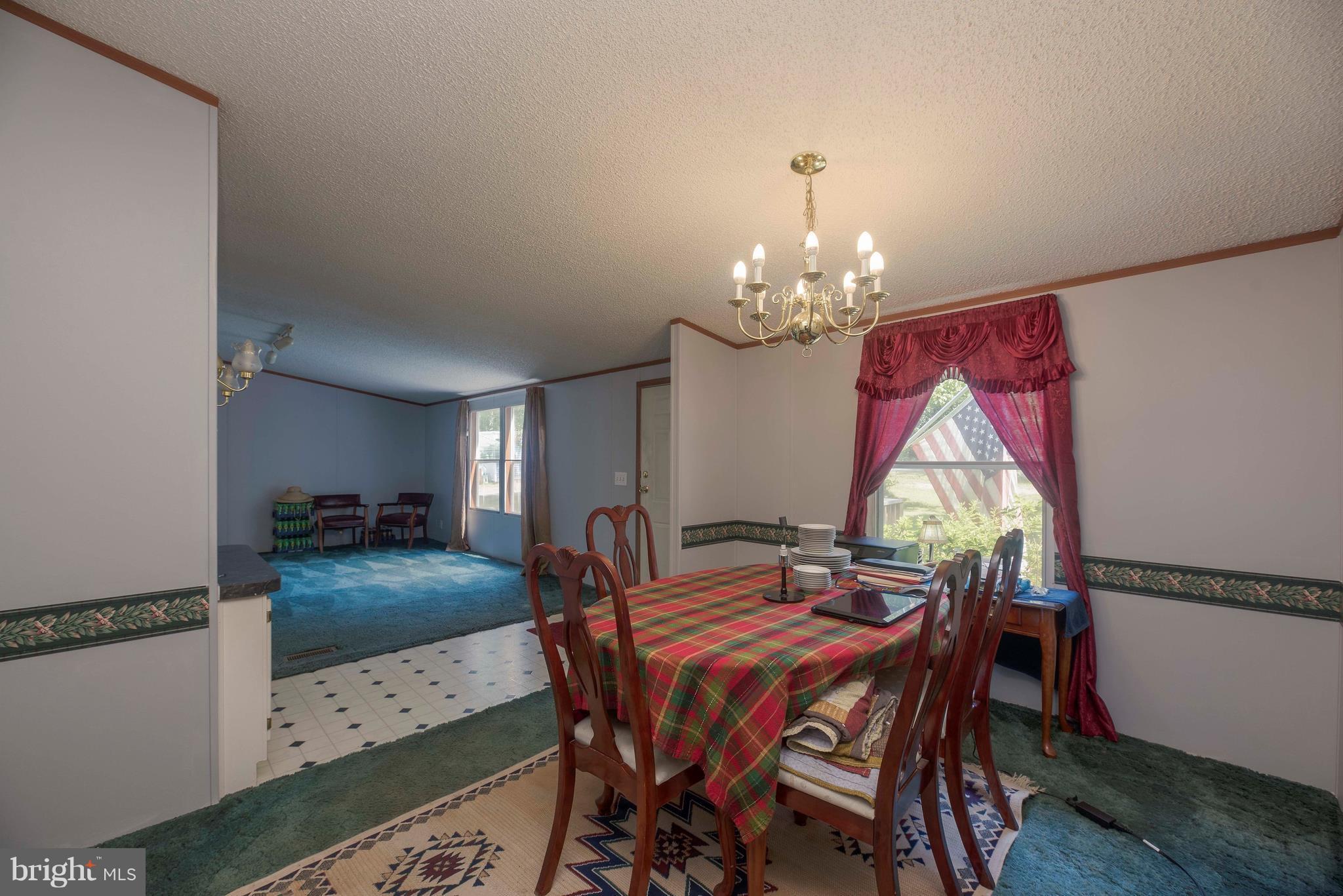 WOODFORD - Residential