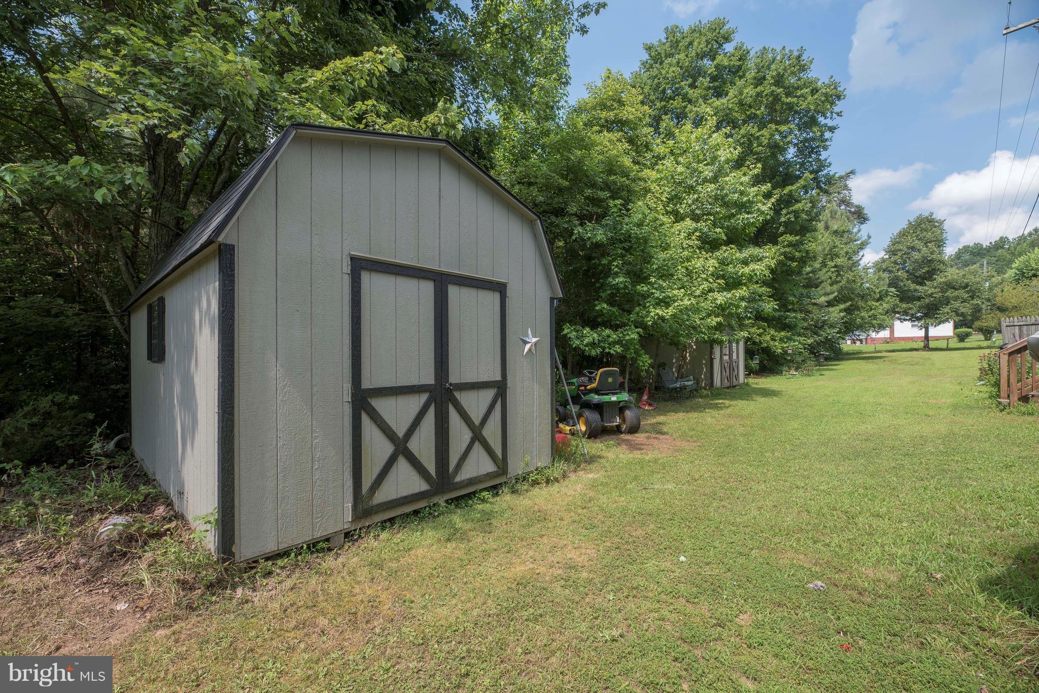 WOODFORD - Residential