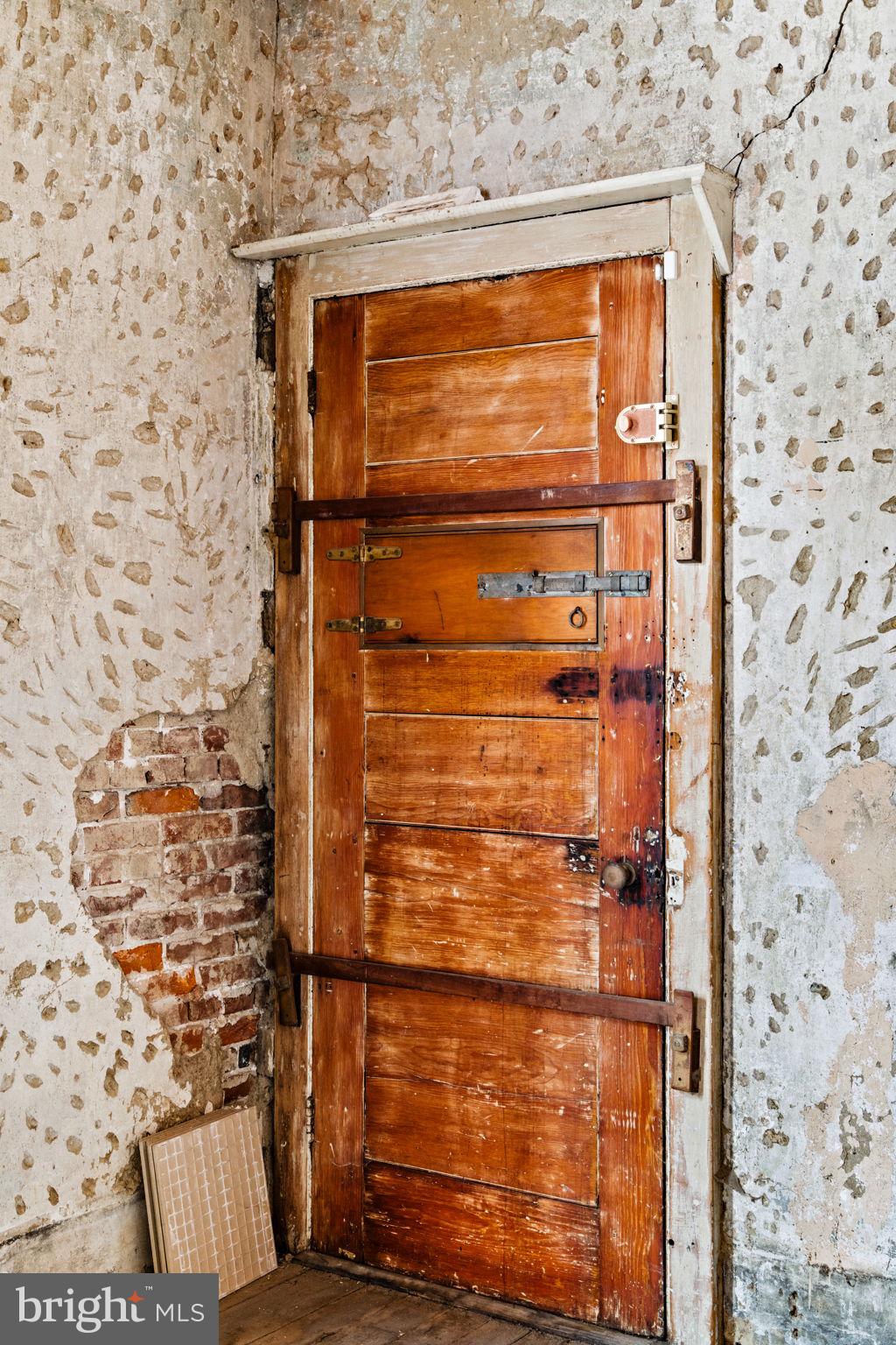 WASHINGTON SQ WEST - Residential