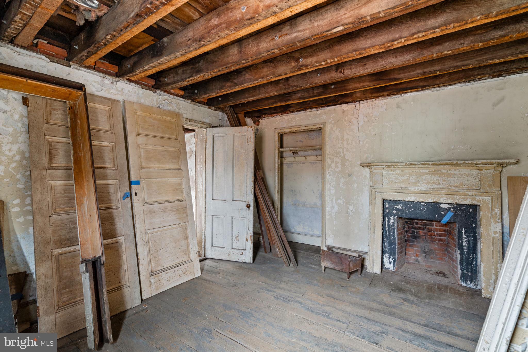 WASHINGTON SQ WEST - Residential