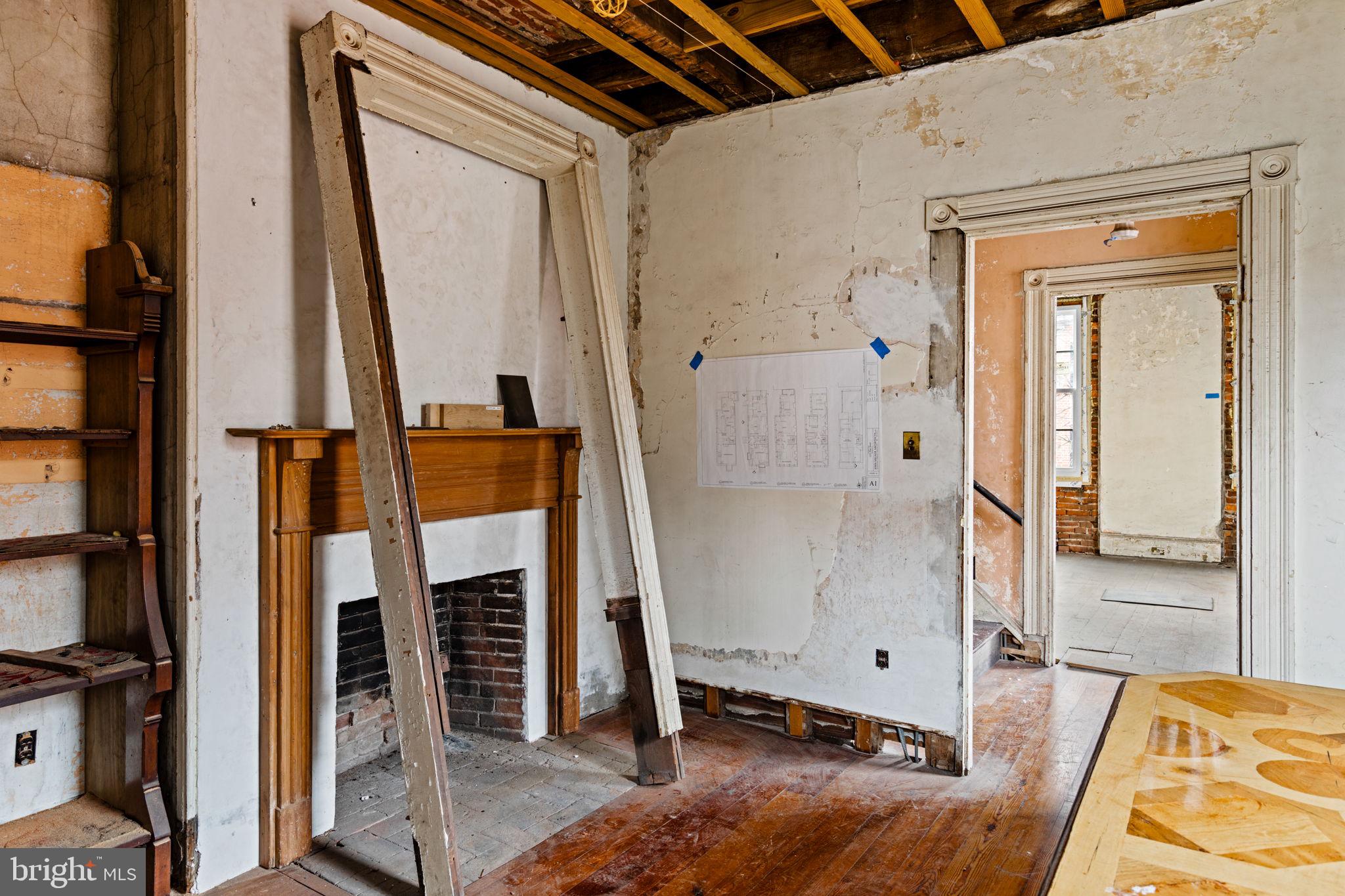 WASHINGTON SQ WEST - Residential