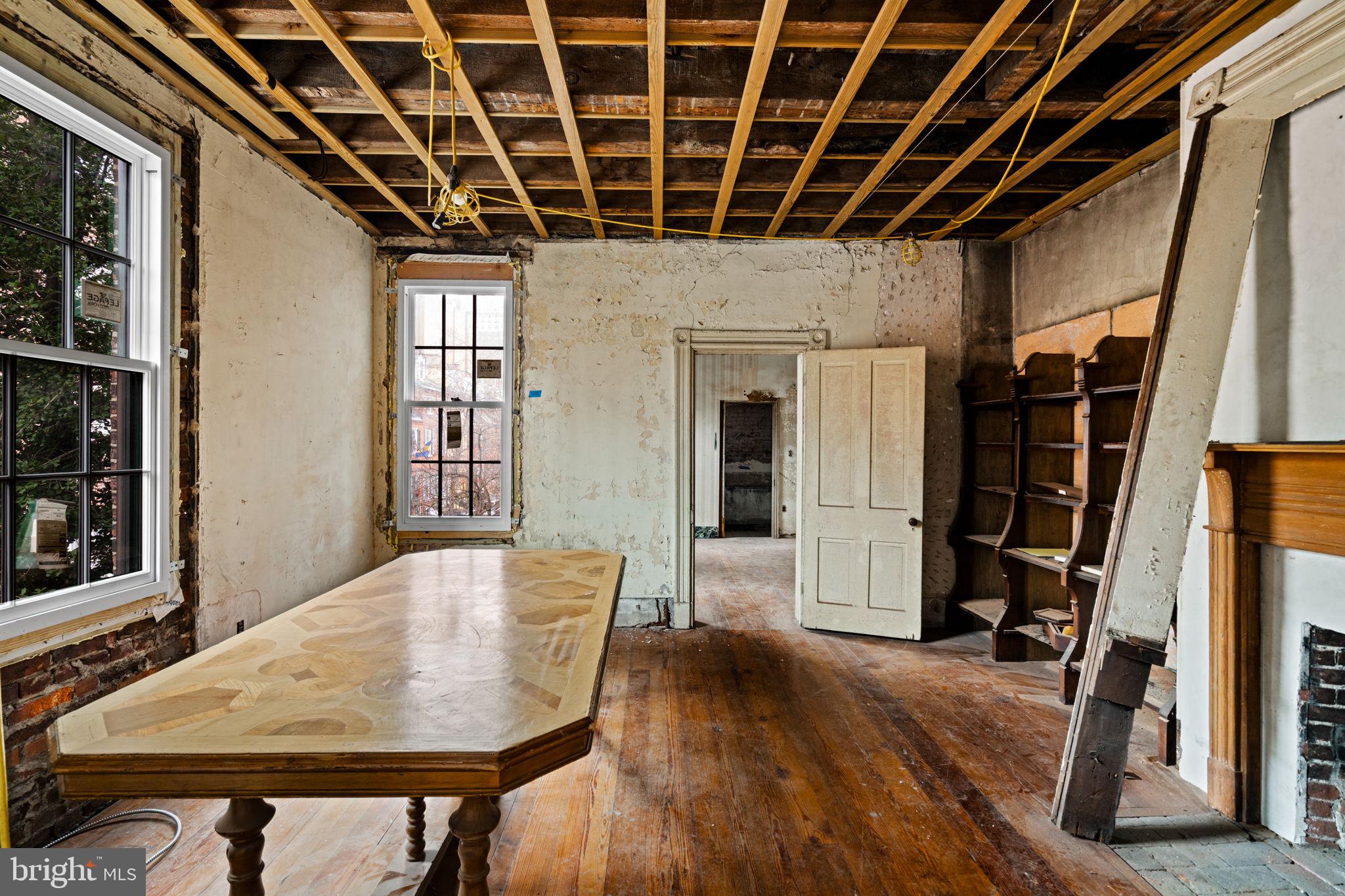 WASHINGTON SQ WEST - Residential