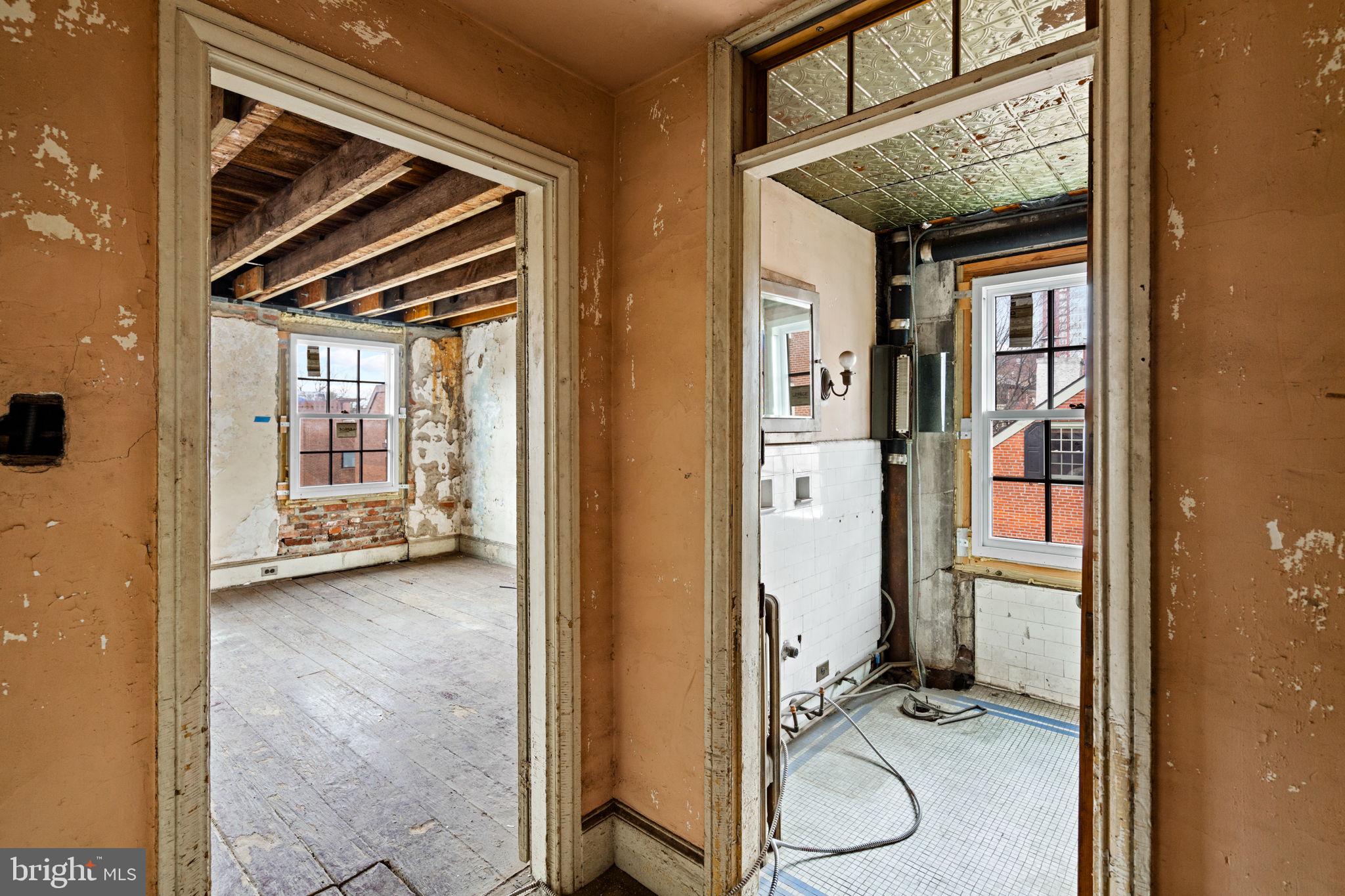 WASHINGTON SQ WEST - Residential