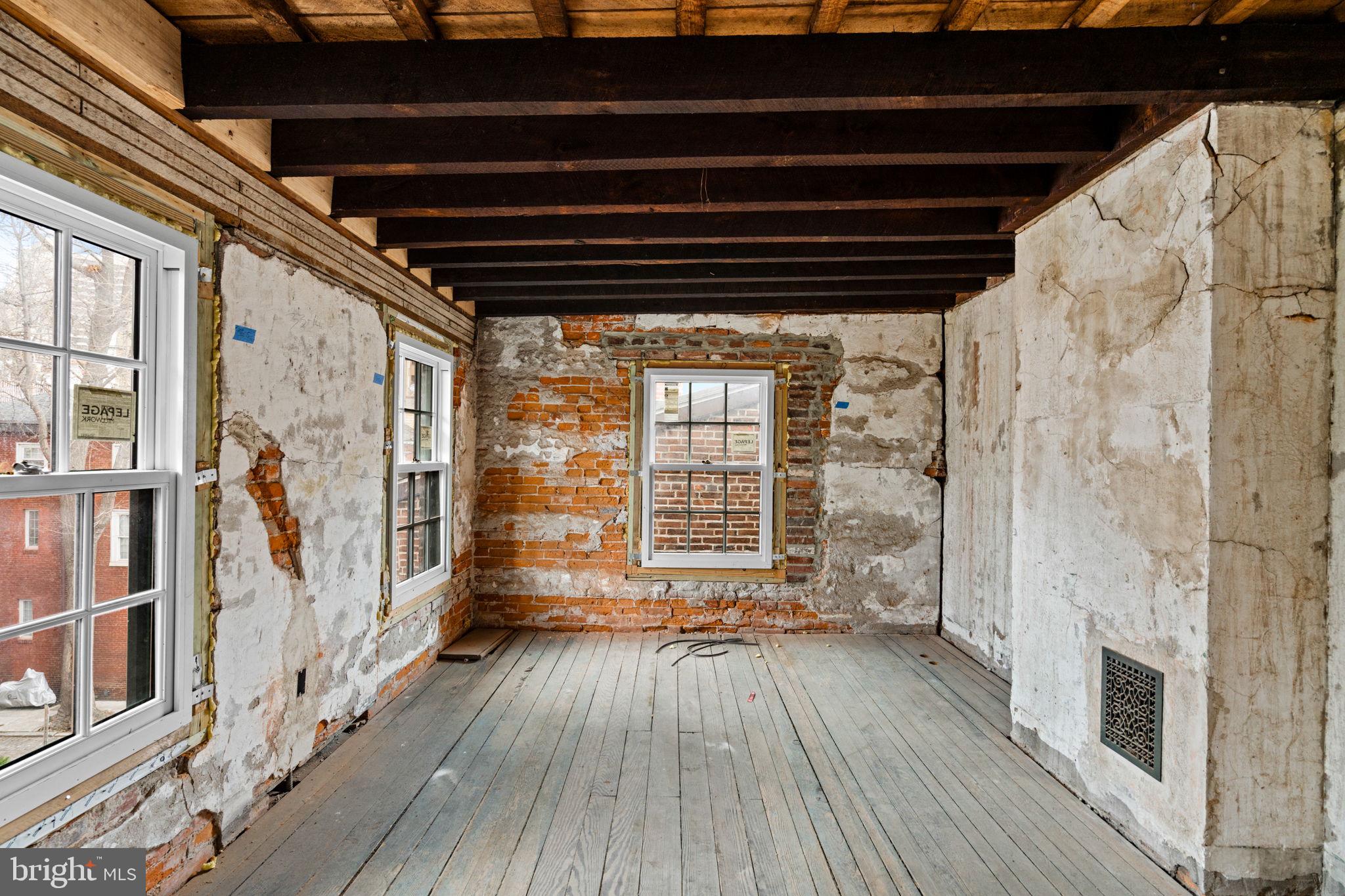 WASHINGTON SQ WEST - Residential