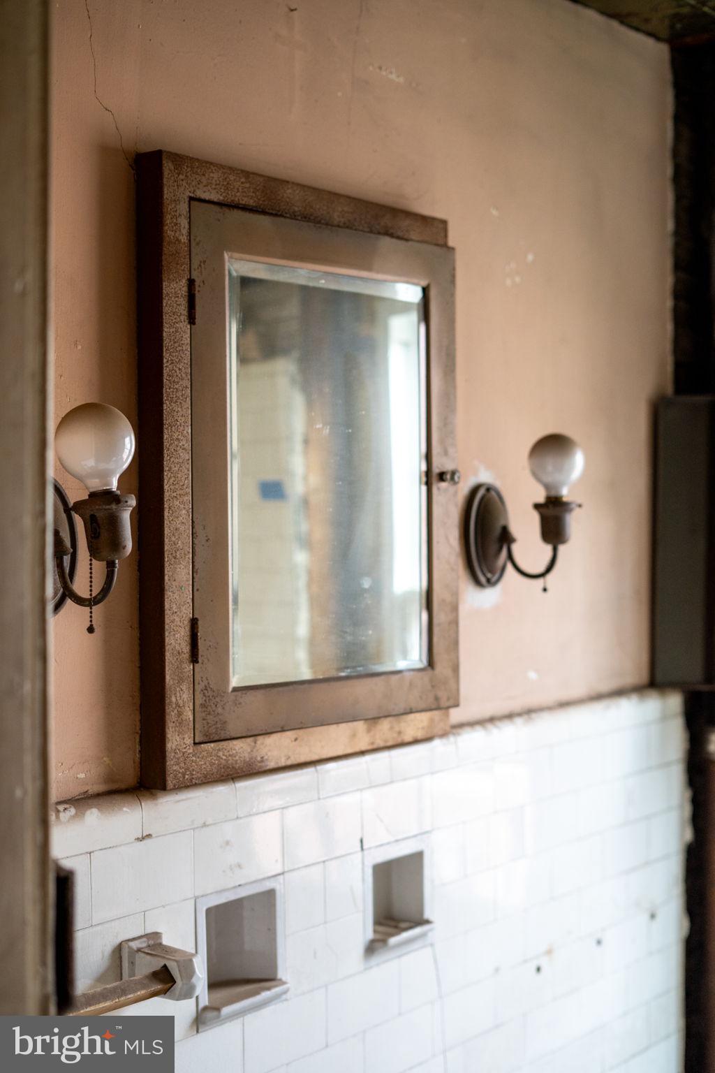 WASHINGTON SQ WEST - Residential