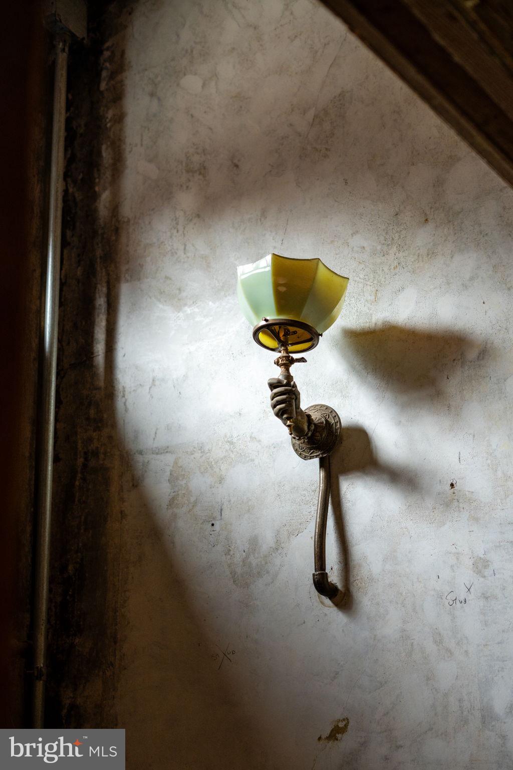 WASHINGTON SQ WEST - Residential