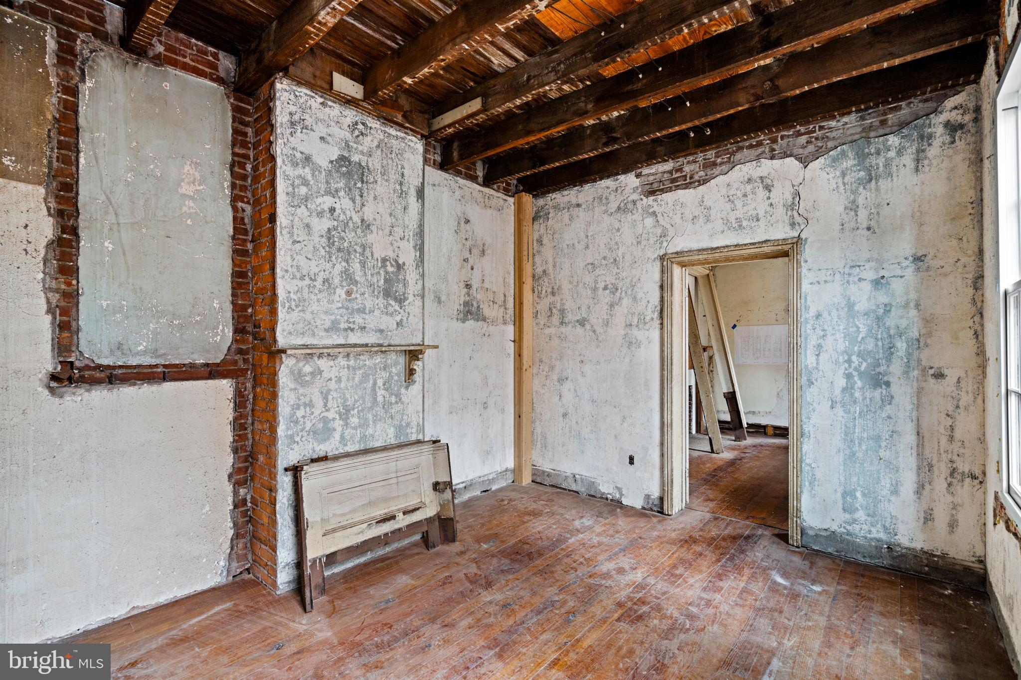 WASHINGTON SQ WEST - Residential