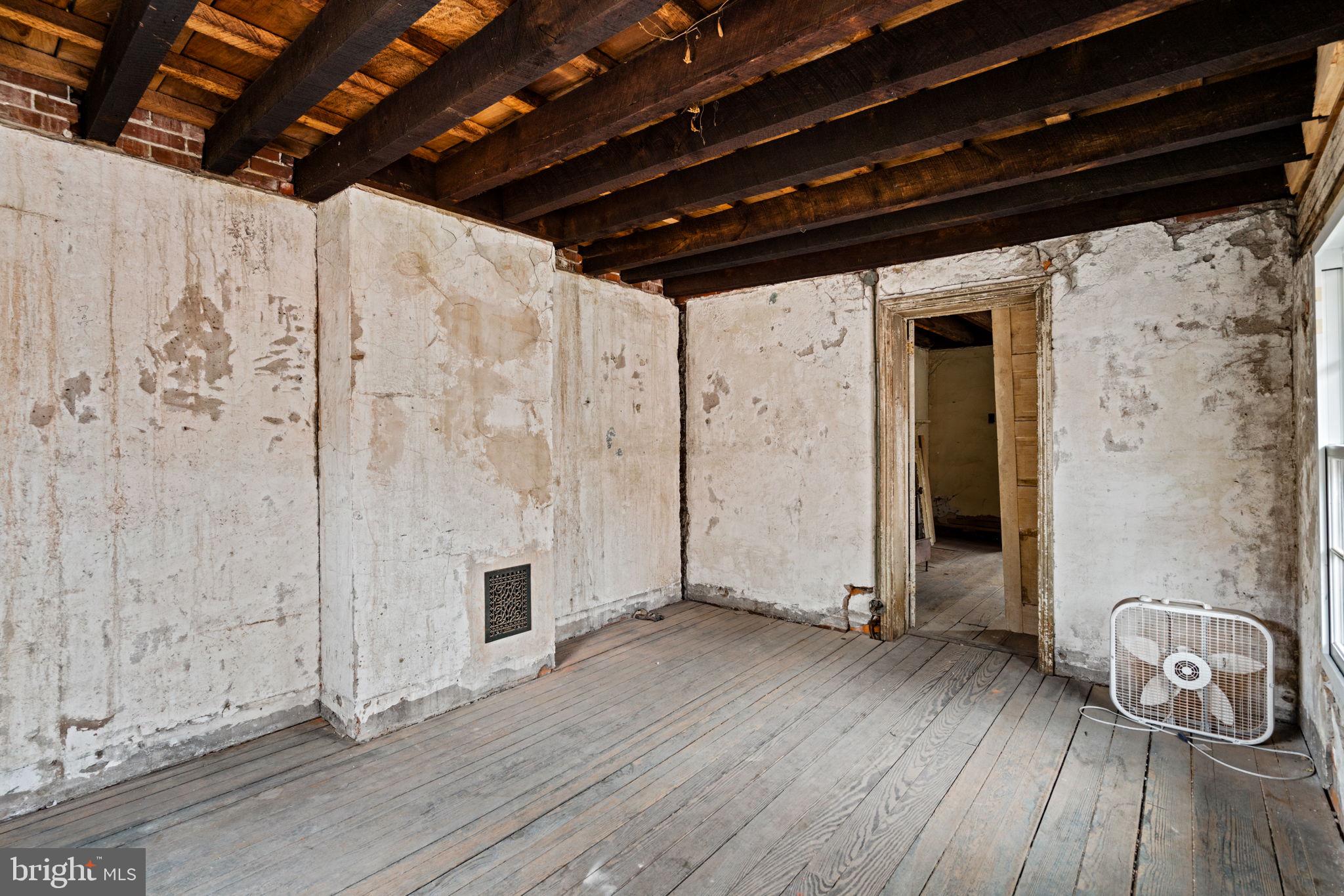 WASHINGTON SQ WEST - Residential