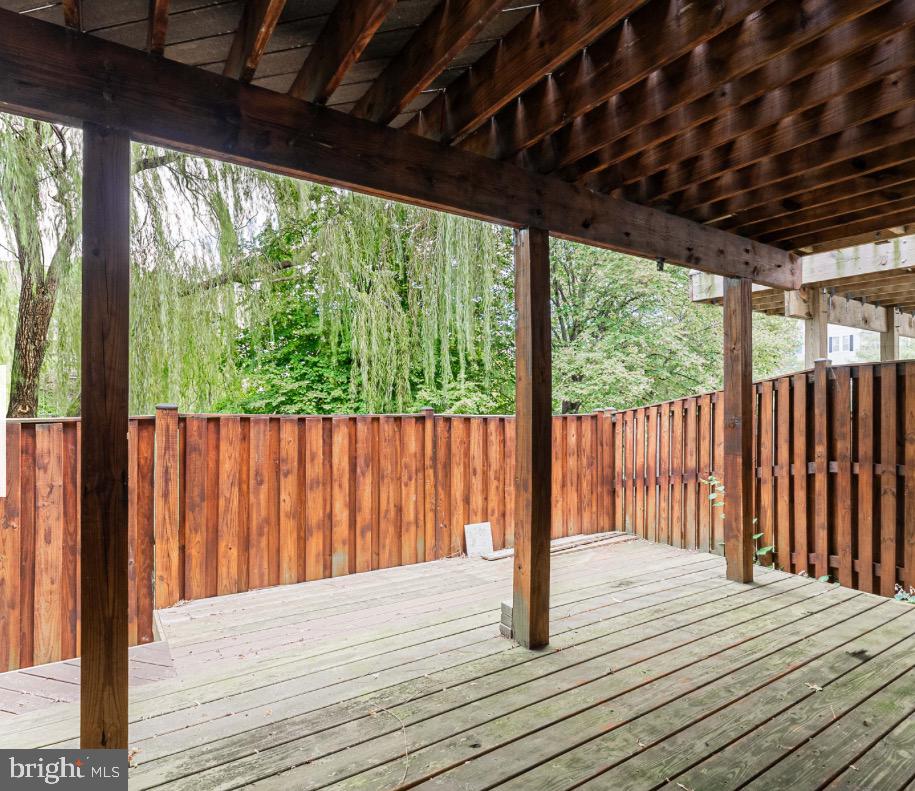 JEFFERSON VILLAGE TH - Residential