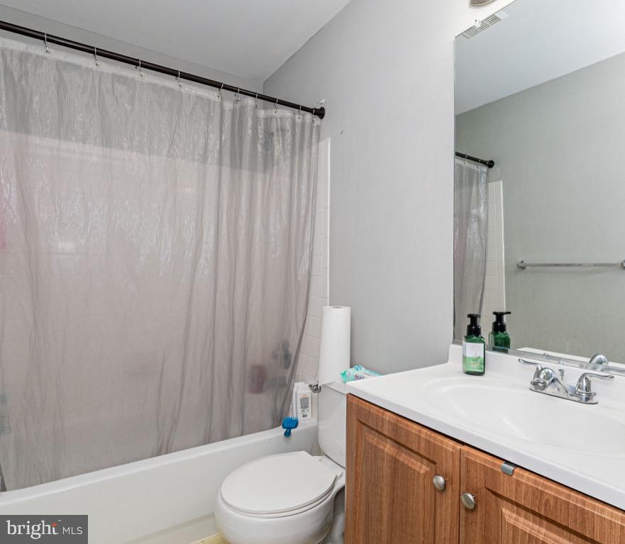 JEFFERSON VILLAGE TH - Residential