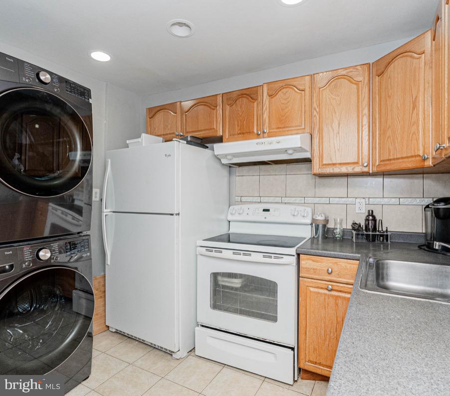 JEFFERSON VILLAGE TH - Residential