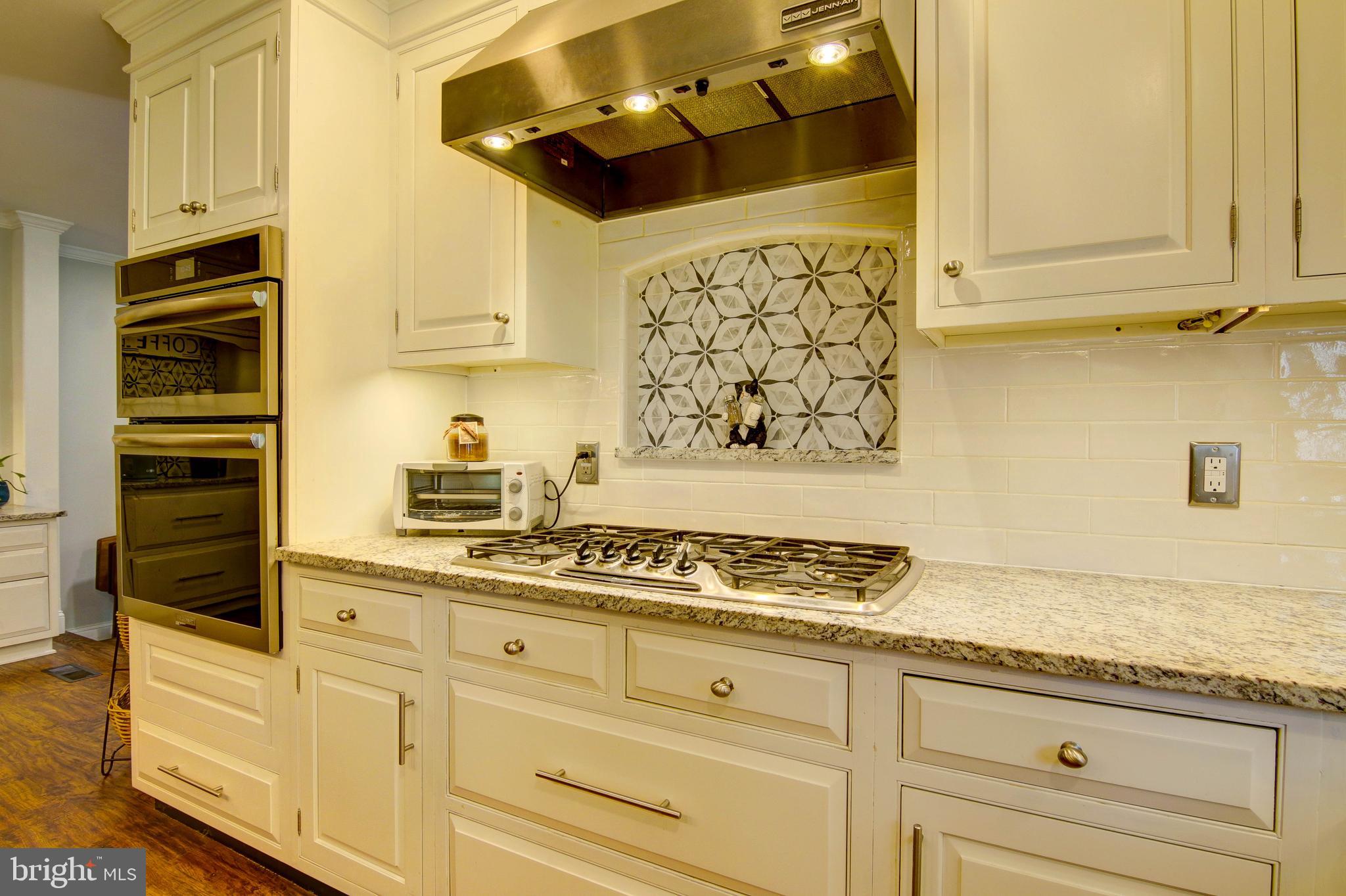 CEDAR GROVE - Residential