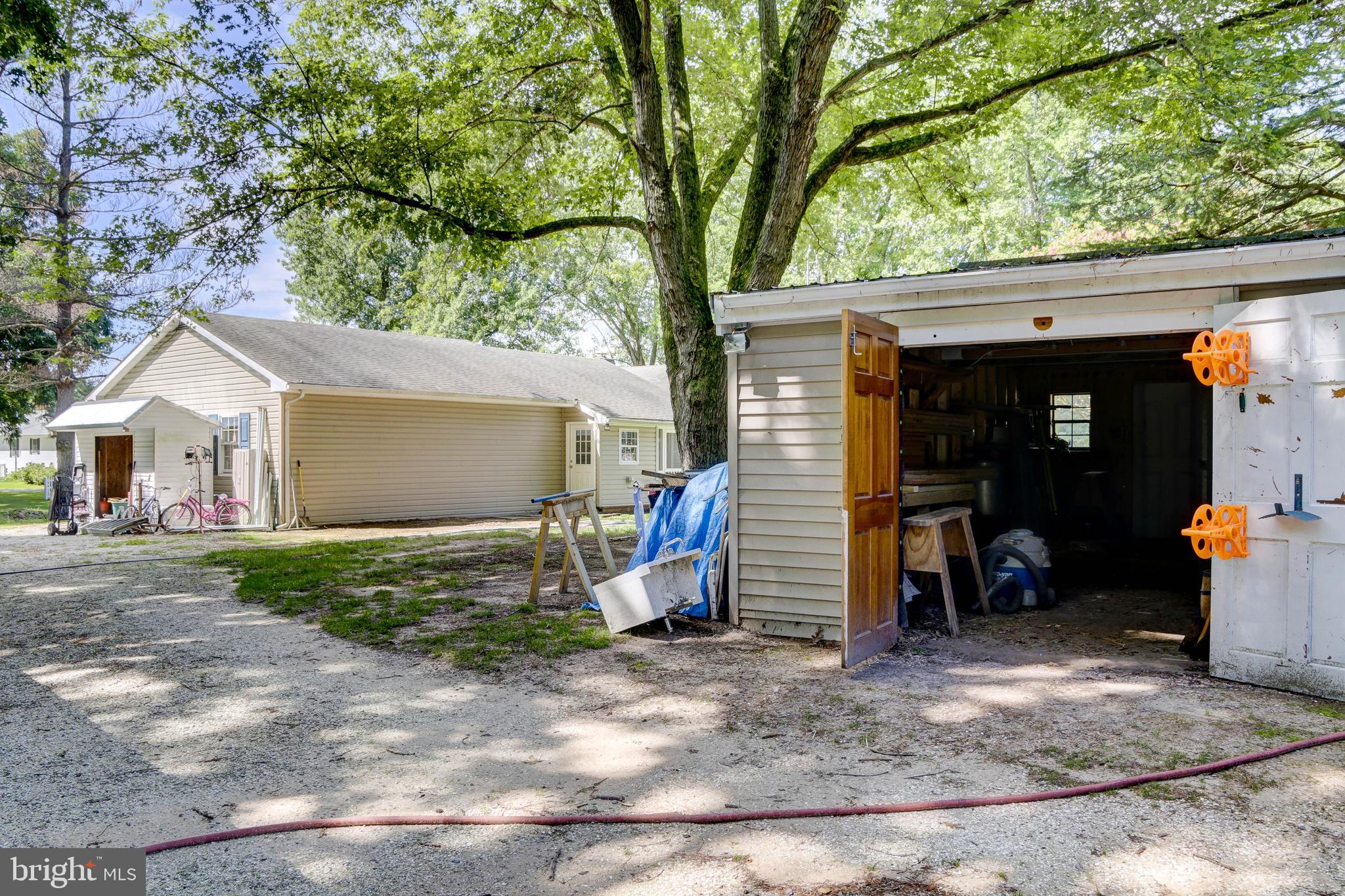 CEDAR GROVE - Residential