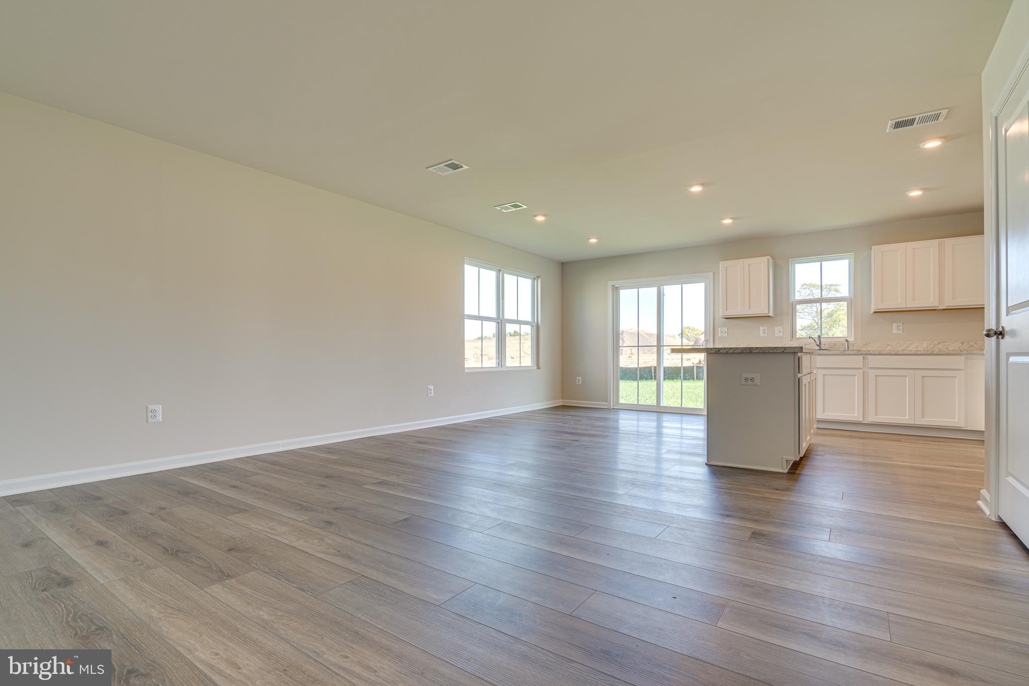 ARCADIA NORTH - Residential