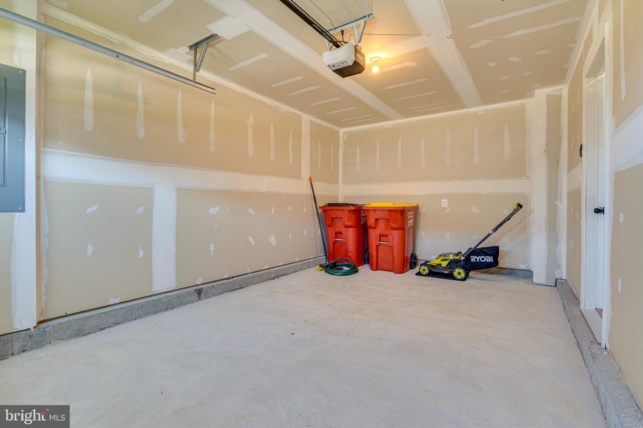 ARCADIA NORTH - Residential