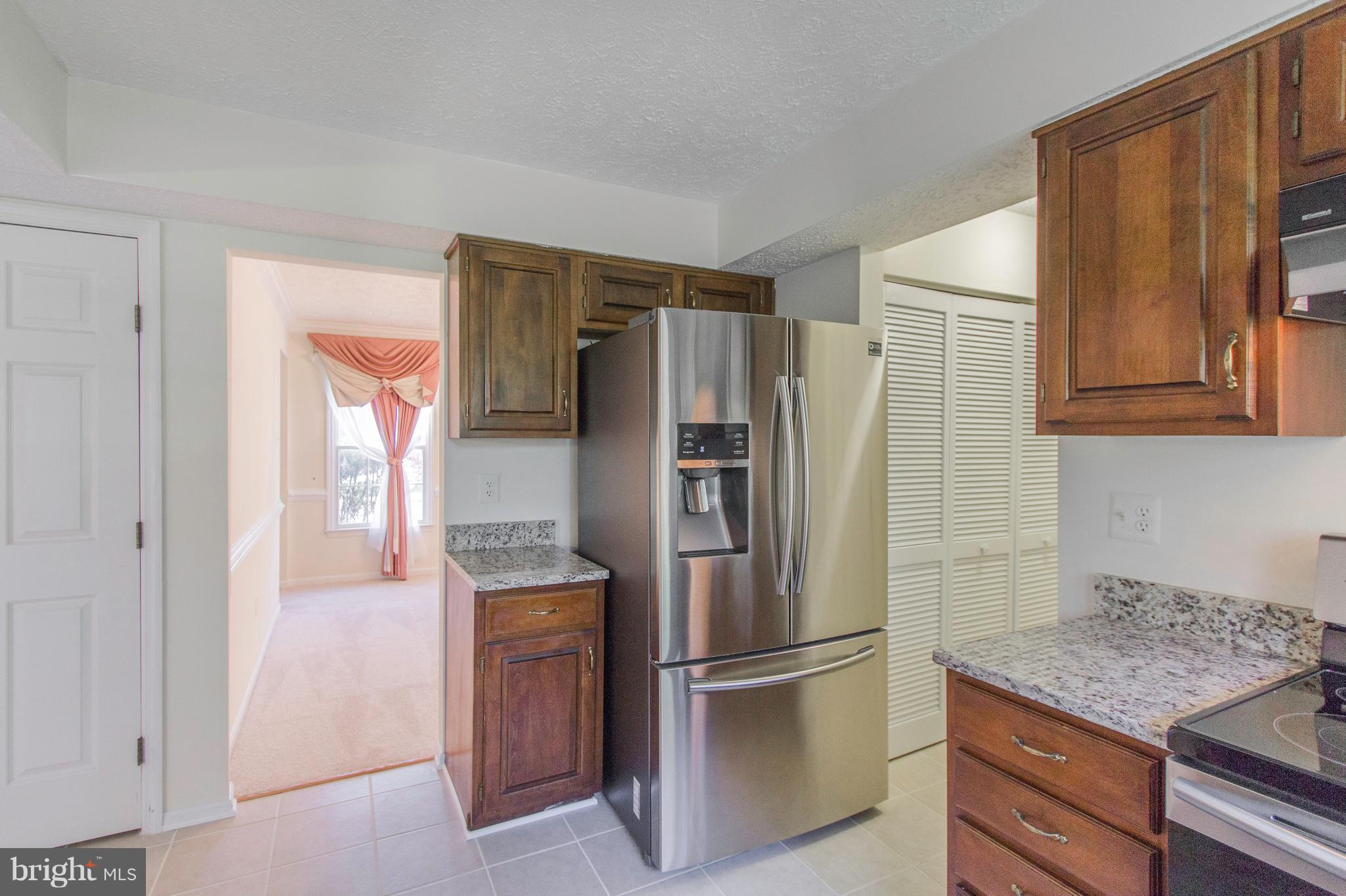 NORTH SHERWOOD FOREST - Residential