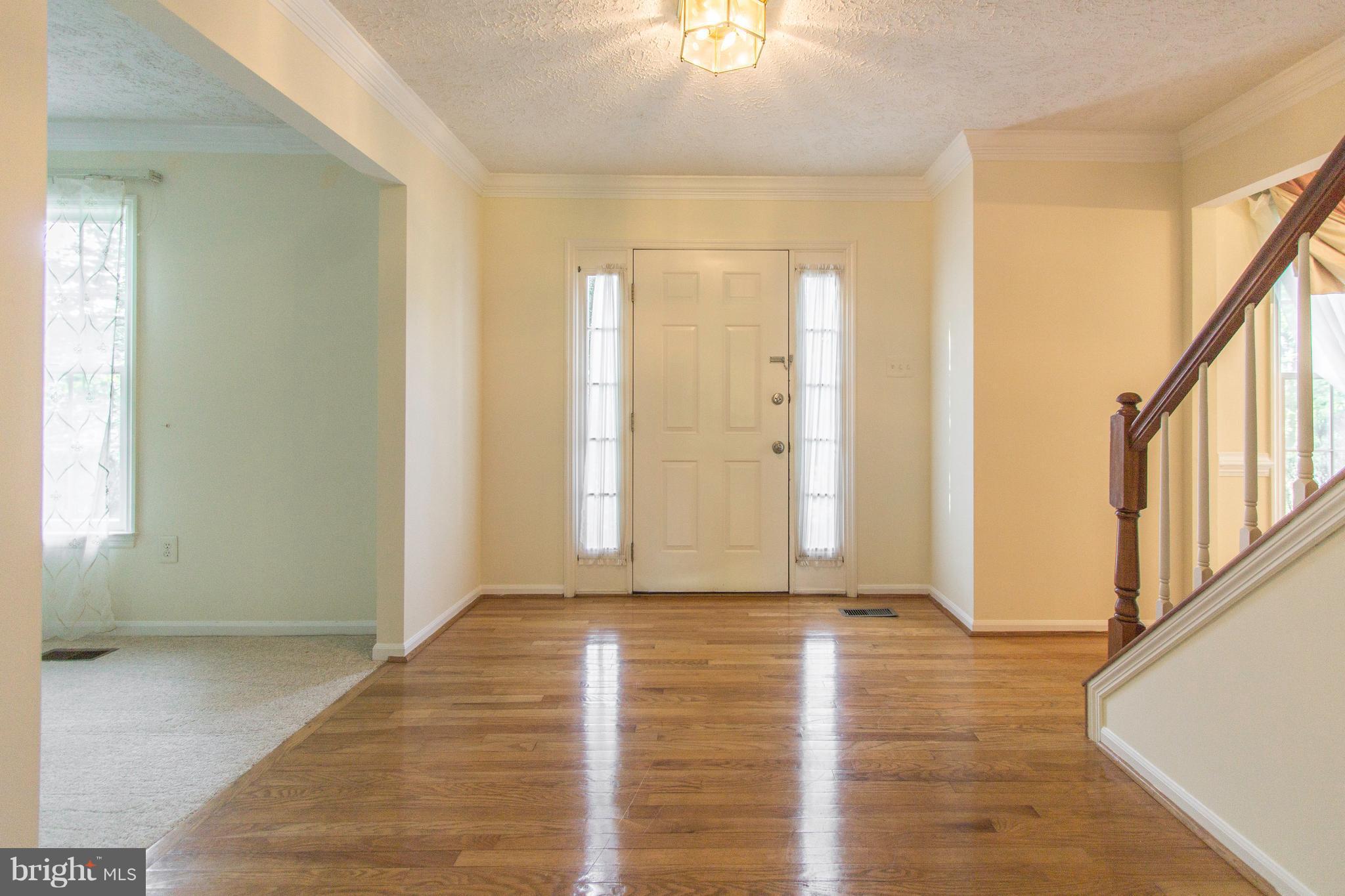 NORTH SHERWOOD FOREST - Residential