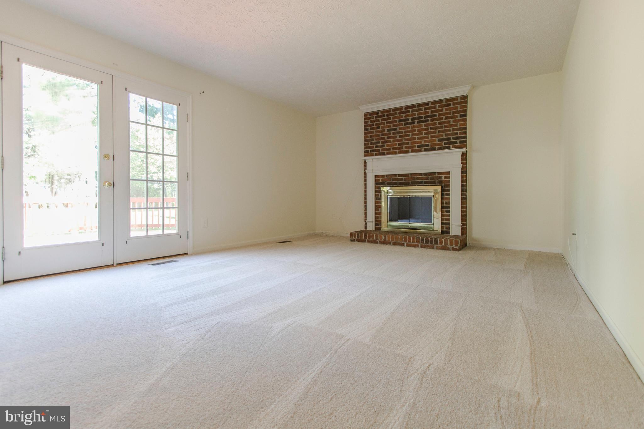 NORTH SHERWOOD FOREST - Residential