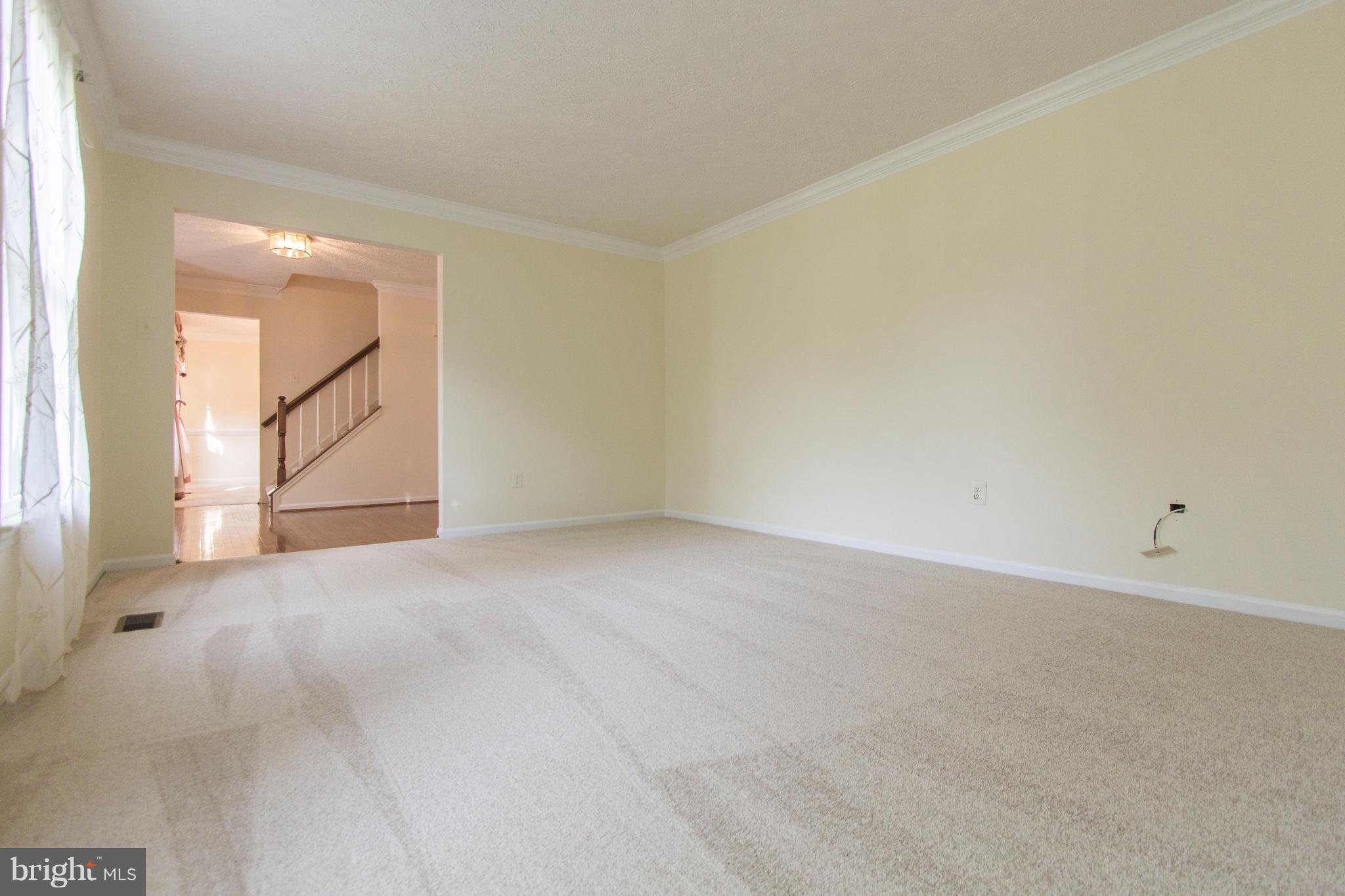 NORTH SHERWOOD FOREST - Residential