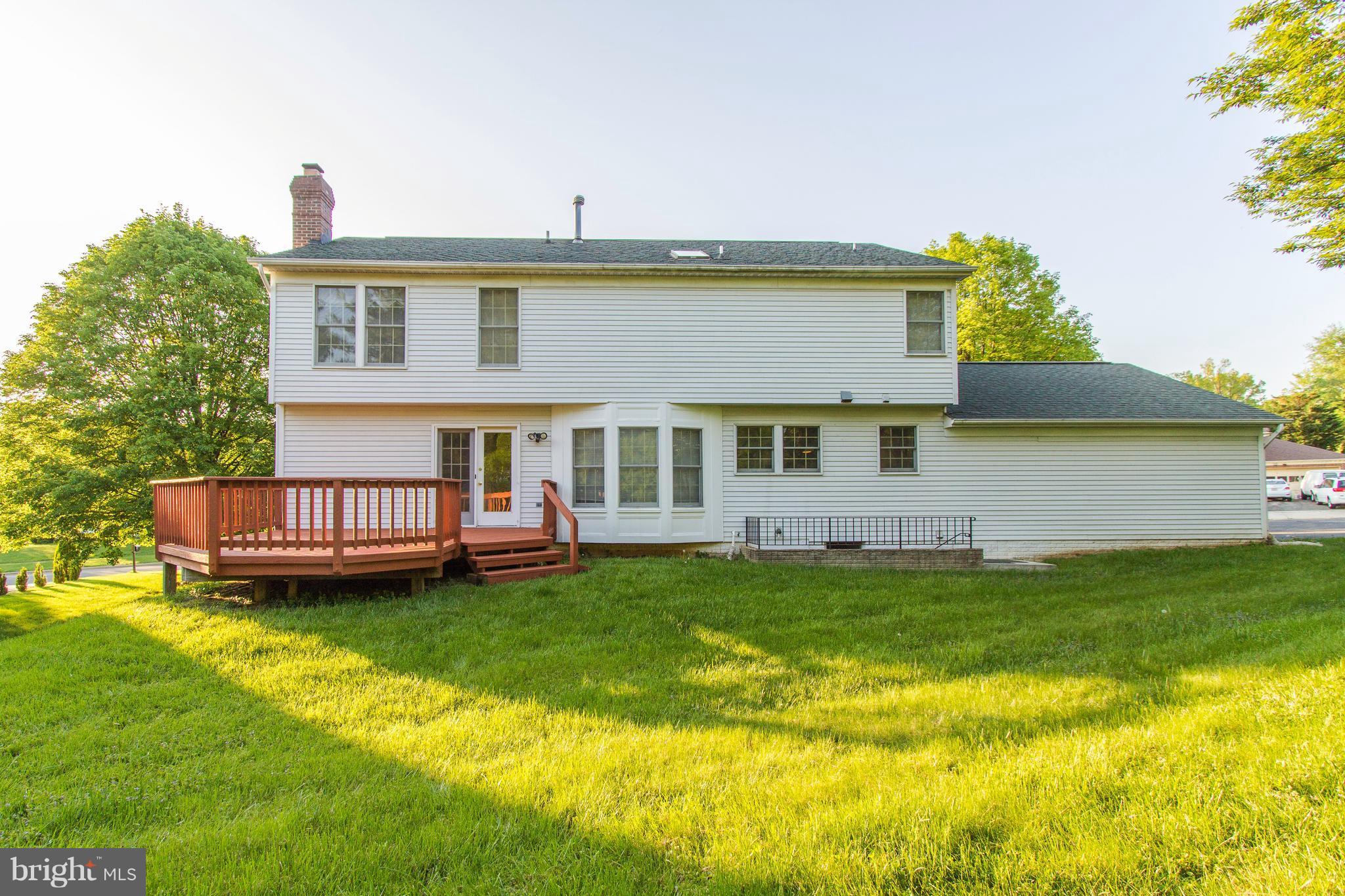 NORTH SHERWOOD FOREST - Residential