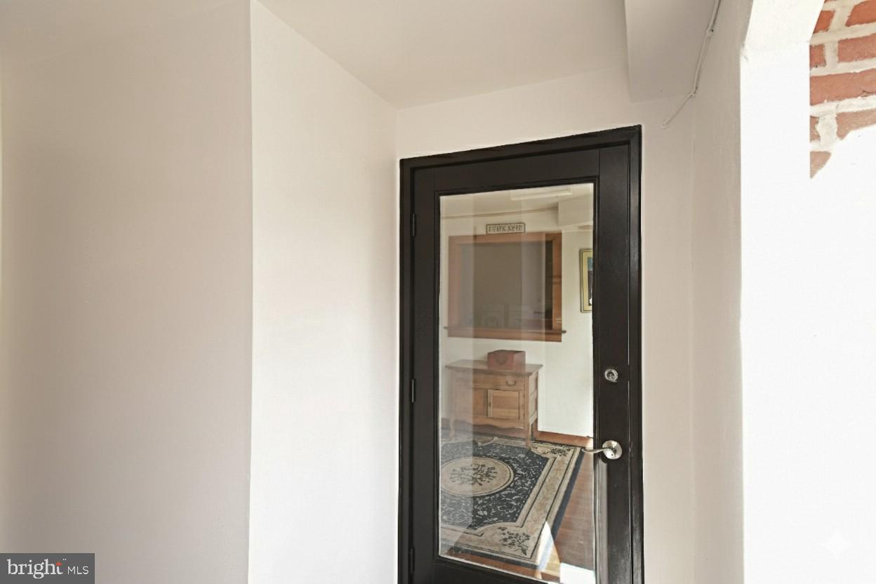 601 W MARKET STREET 100