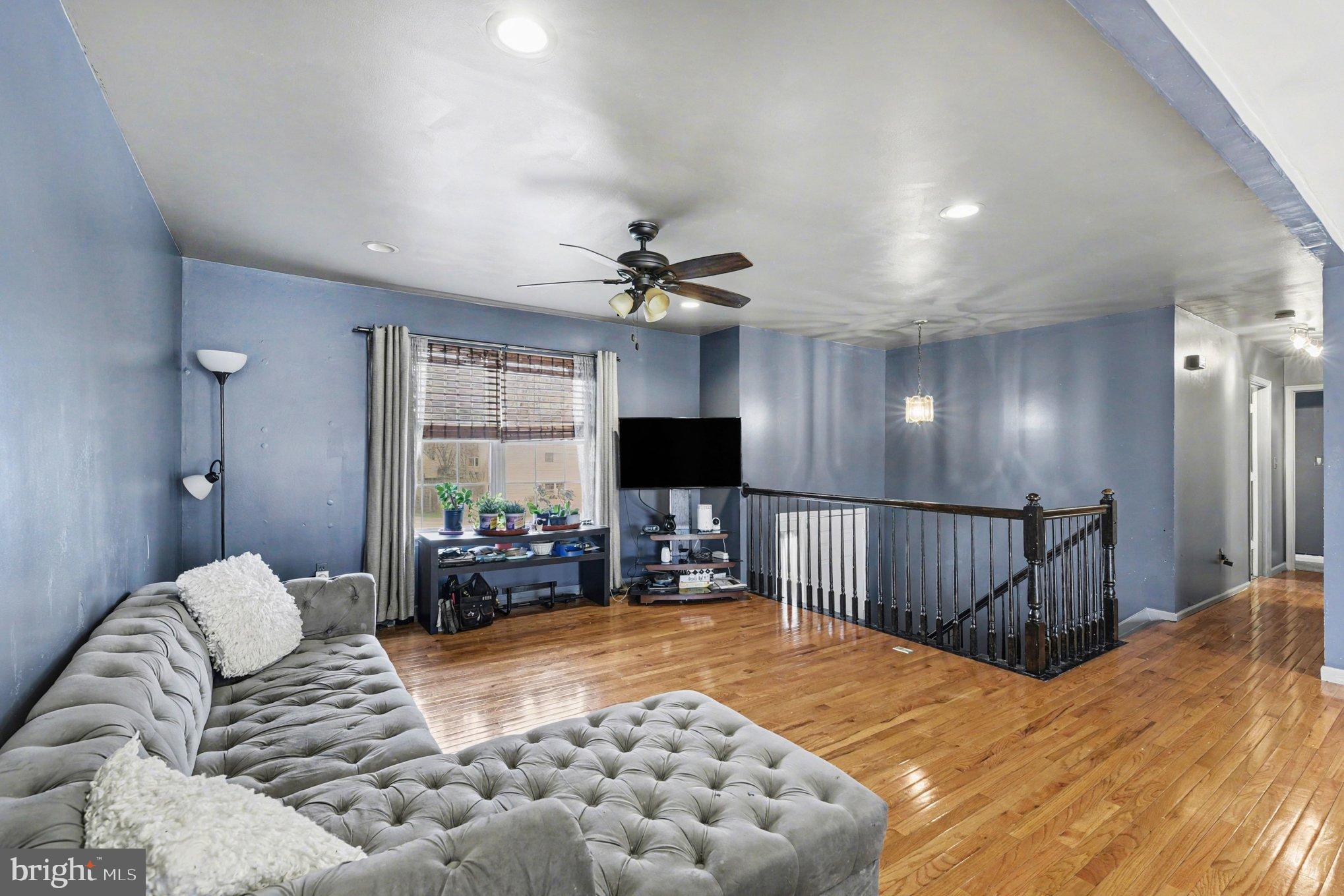 BREA MAR MANOR - Residential