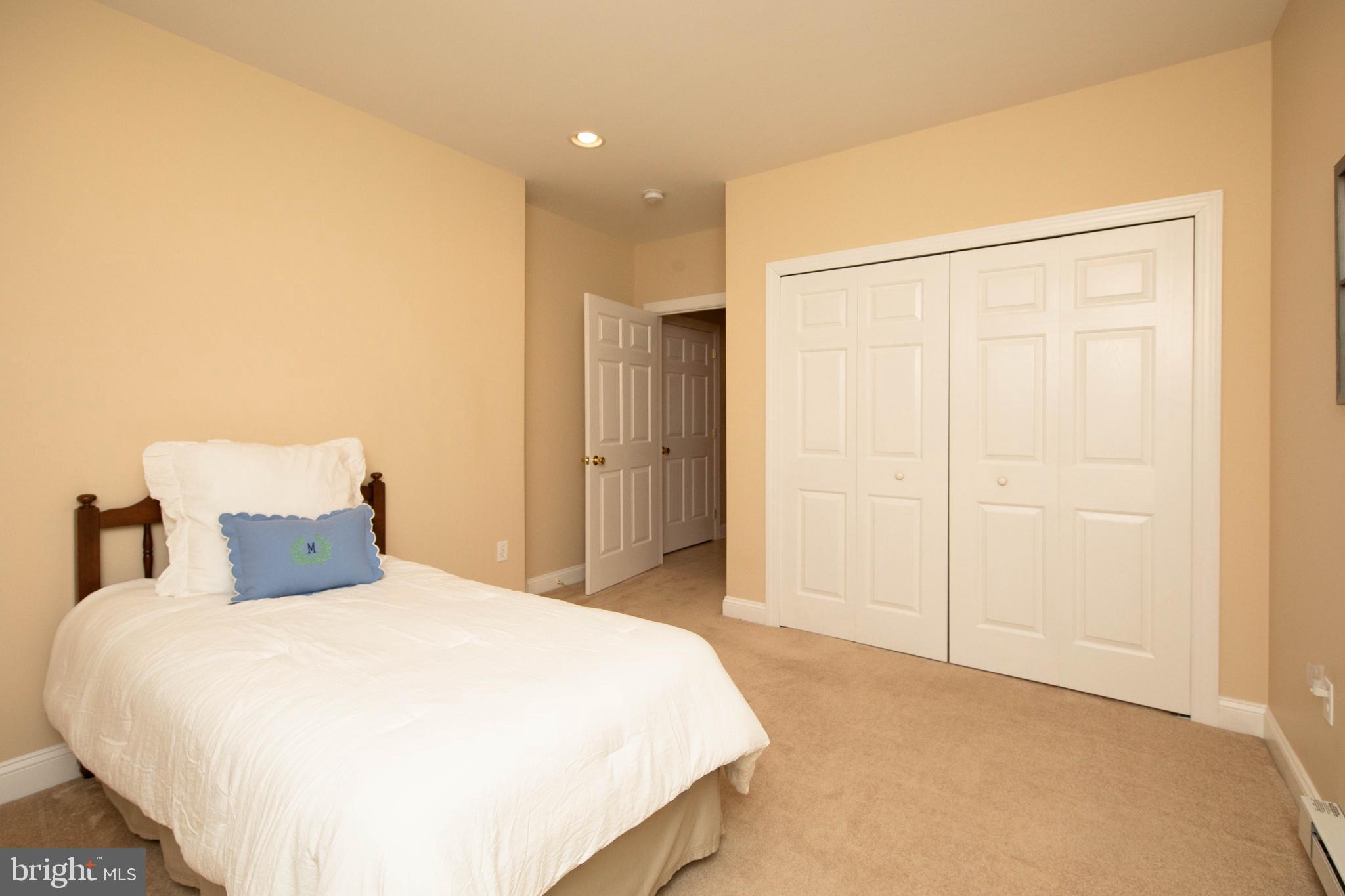 REGENCY AT PROVIDENC - Residential