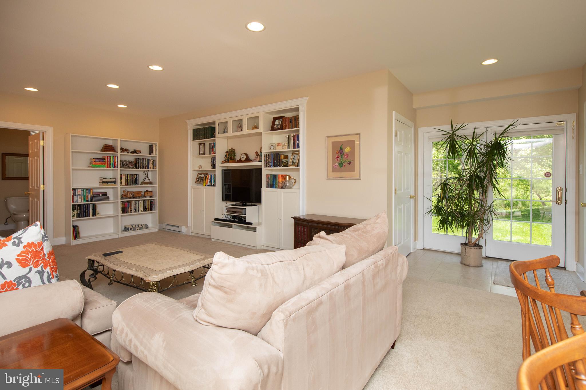 REGENCY AT PROVIDENC - Residential