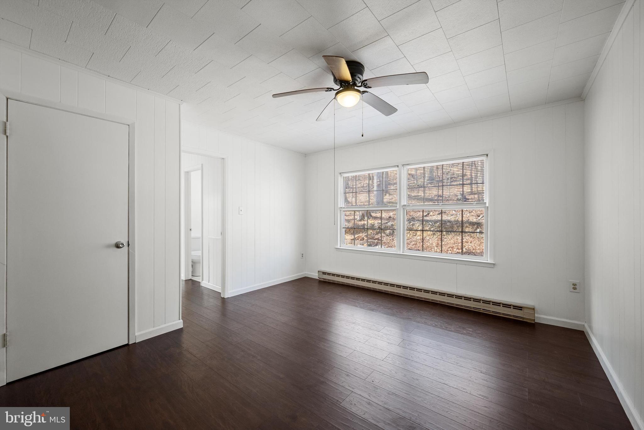 SLEEPY HOLLOW SUBDIVISION - Residential