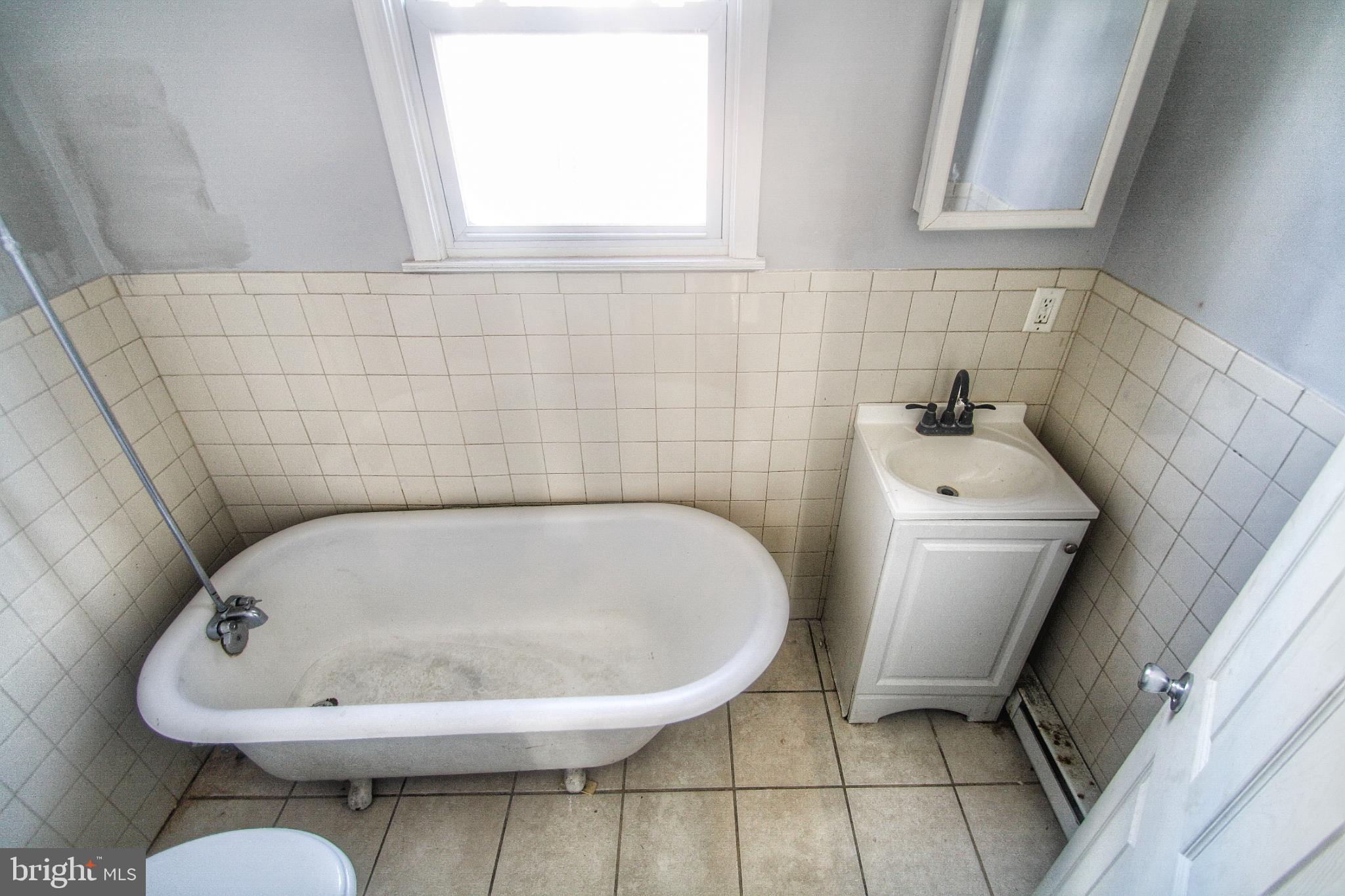 MILL CREEK - Residential