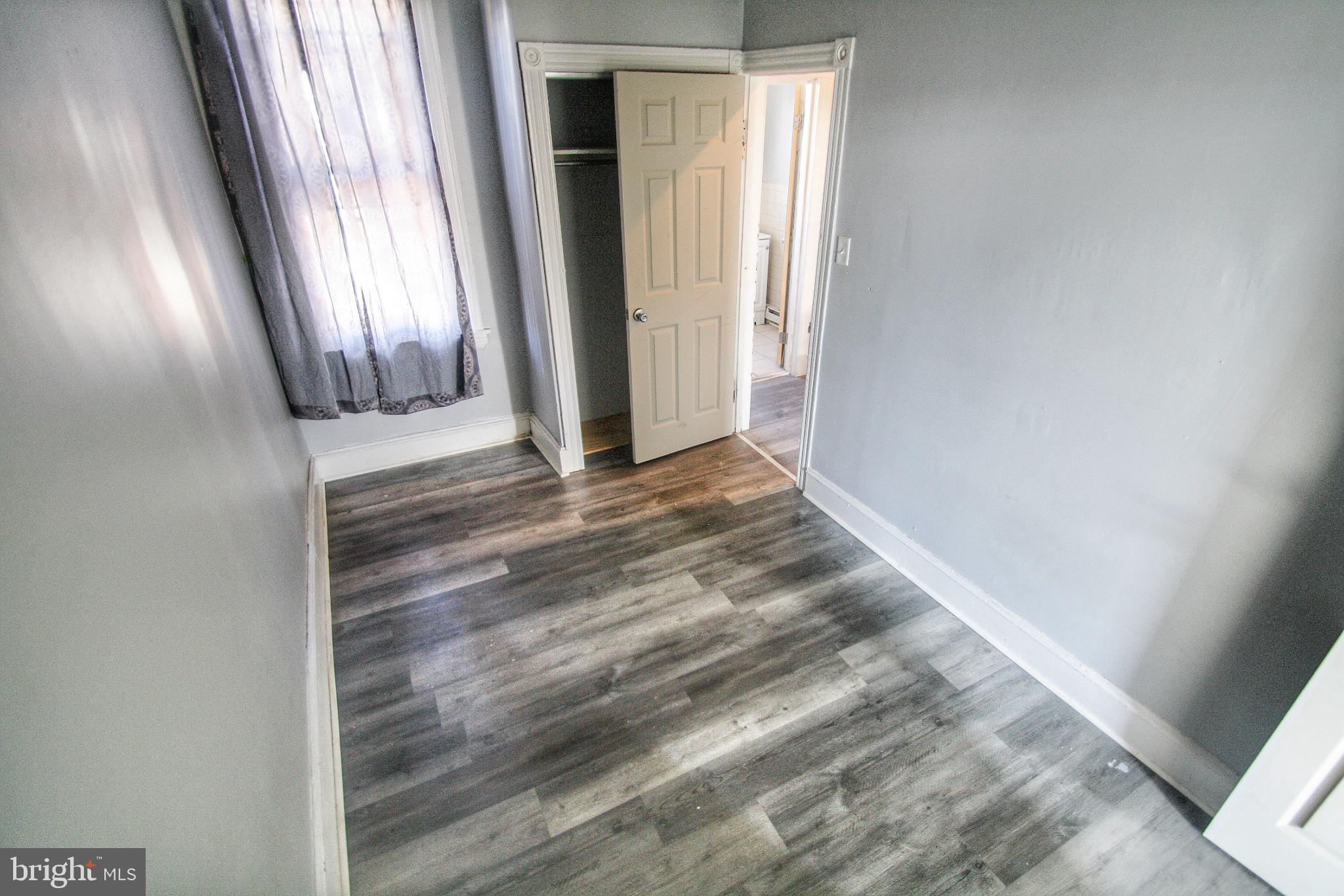 MILL CREEK - Residential