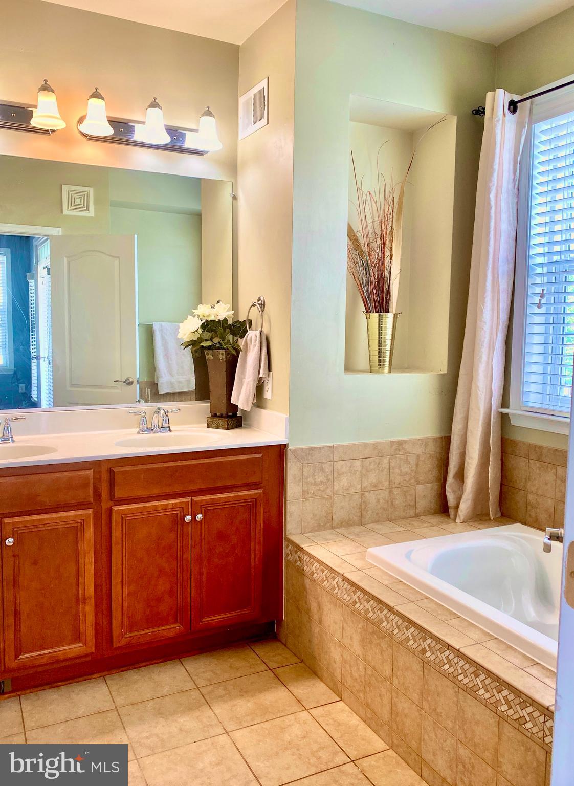 RESIDENCES AT BRAMBLETON - Residential