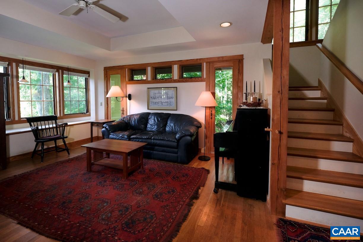 UNKNOWN - Residential Lease