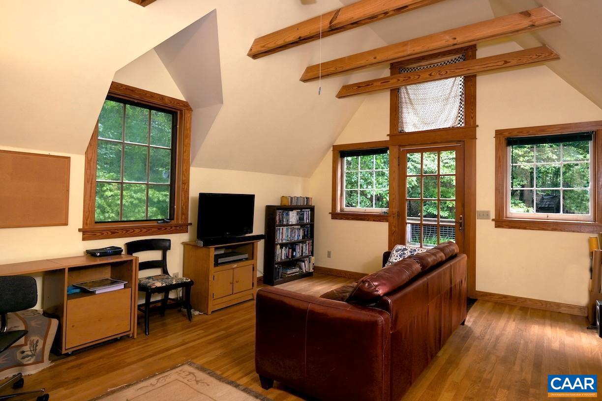 UNKNOWN - Residential Lease