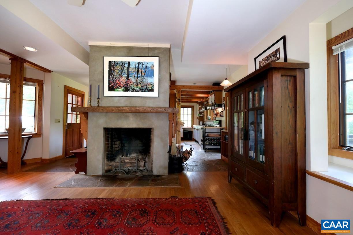 UNKNOWN - Residential Lease