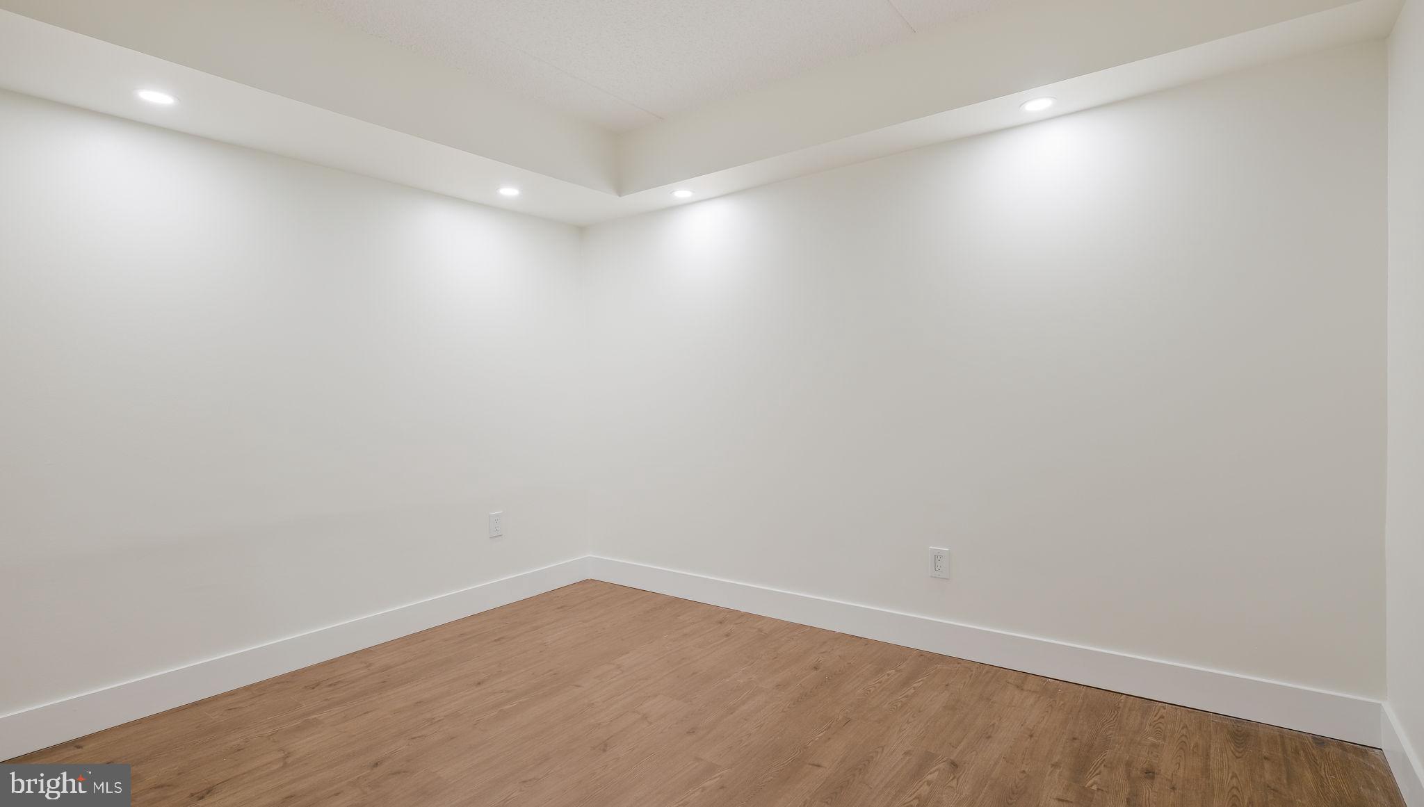 CRUM CREEK VALLEY - Residential