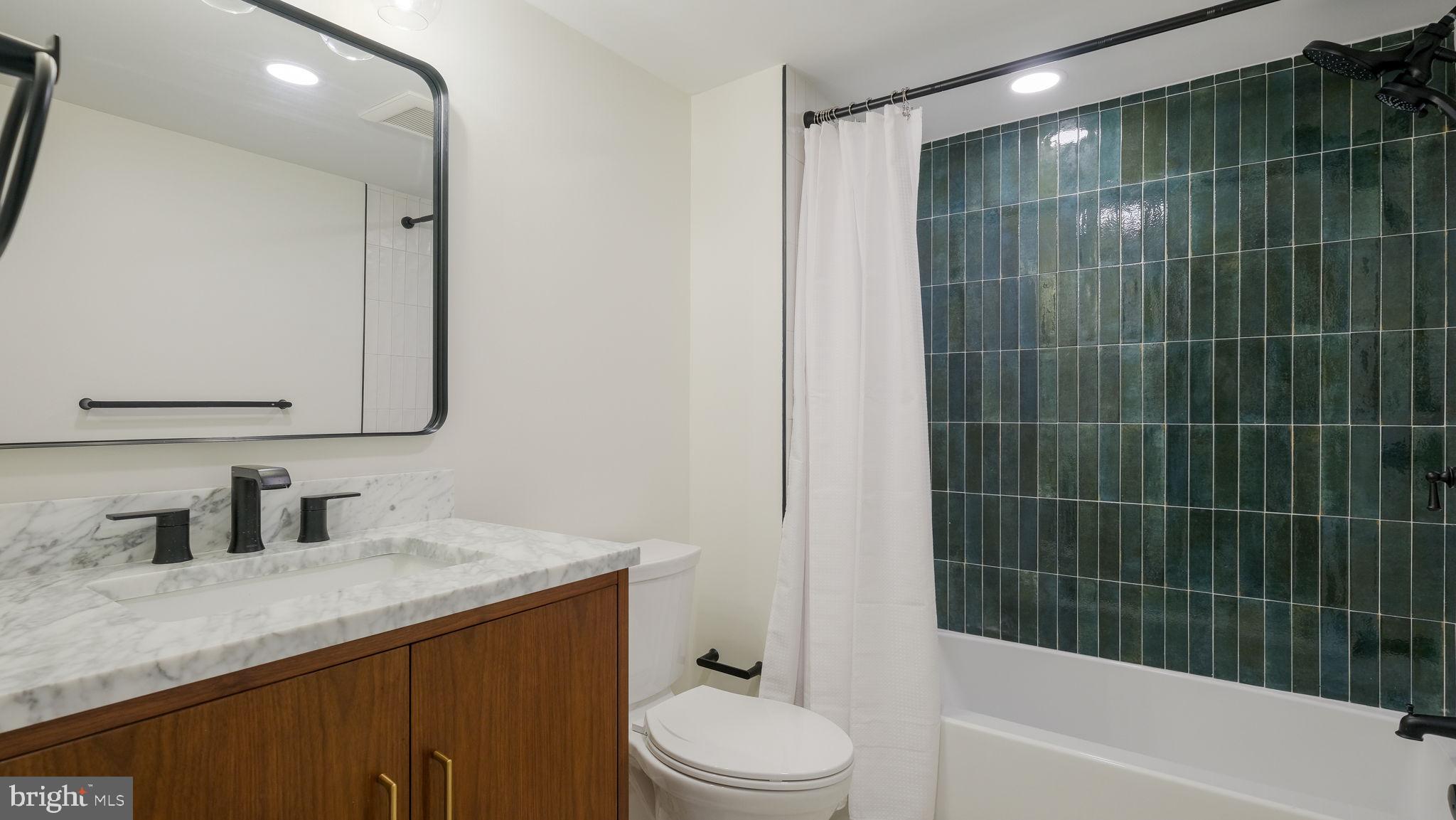 CRUM CREEK VALLEY - Residential