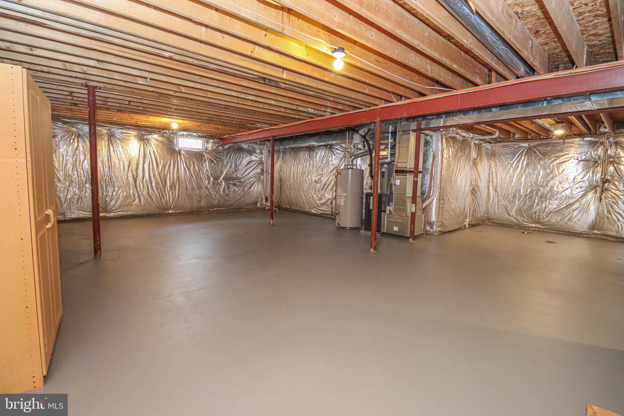 PERRY HALL - Residential