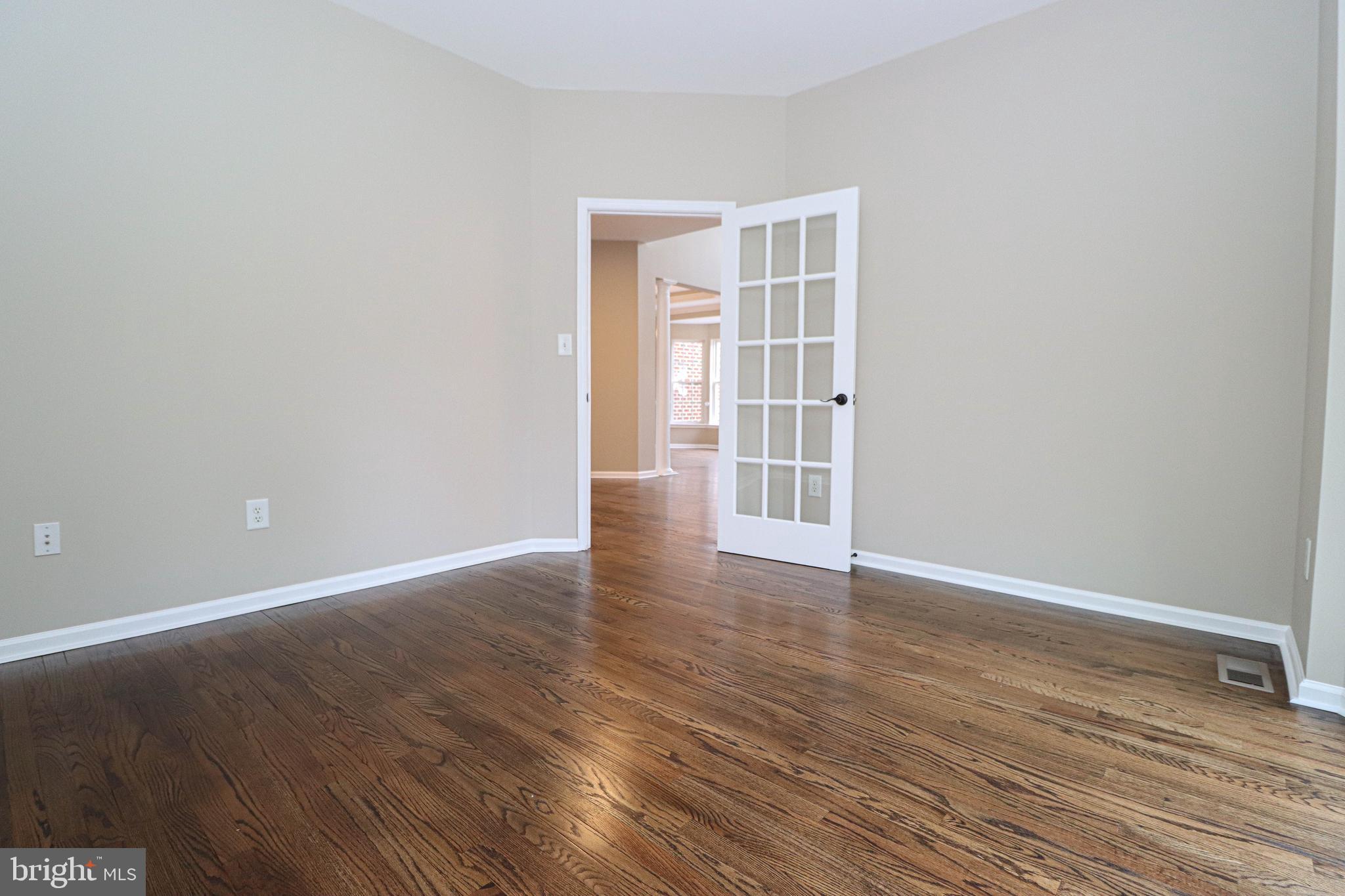 PERRY HALL - Residential