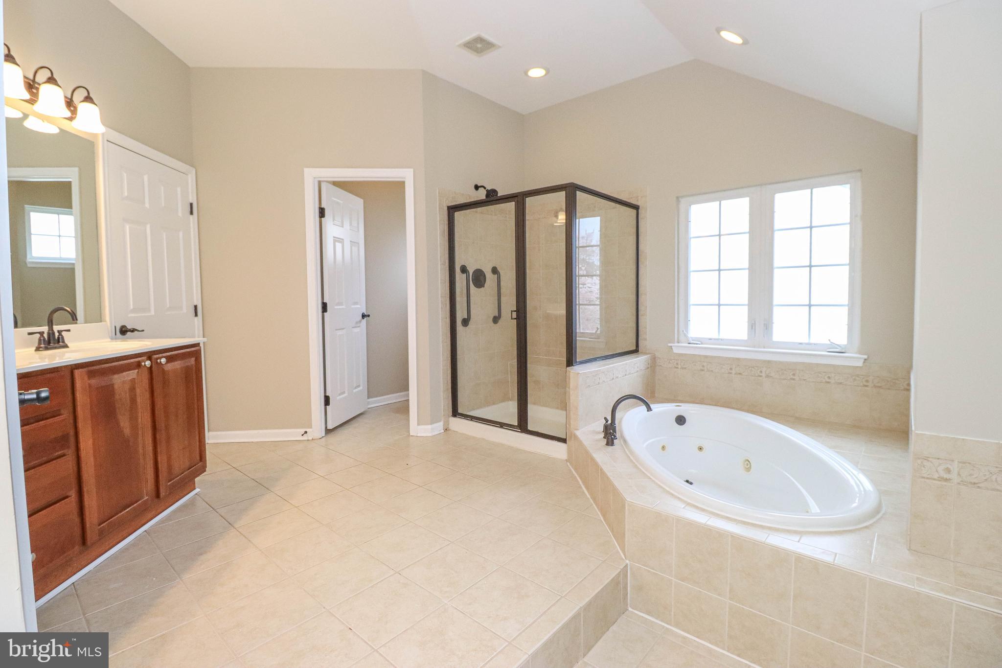 PERRY HALL - Residential