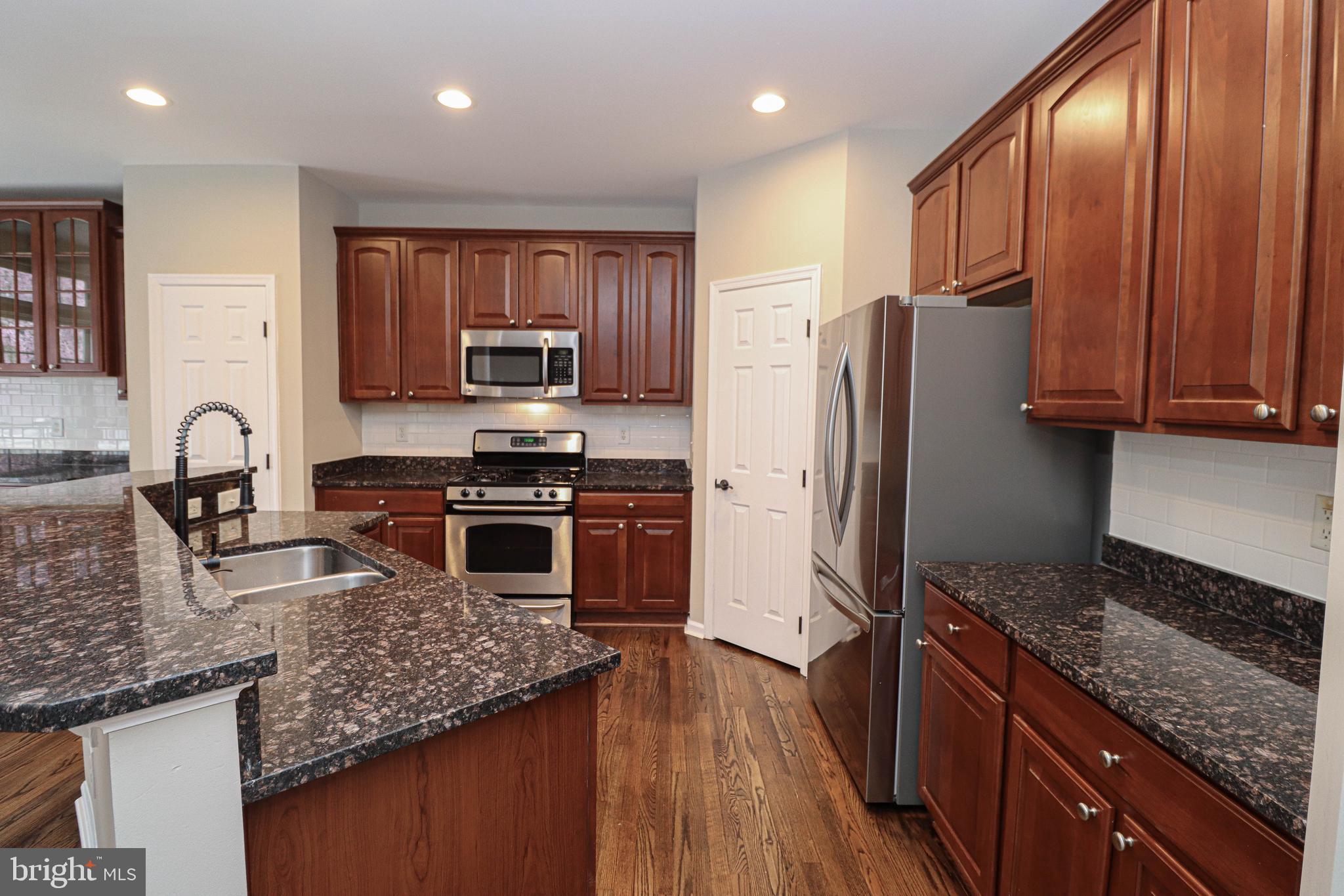 PERRY HALL - Residential